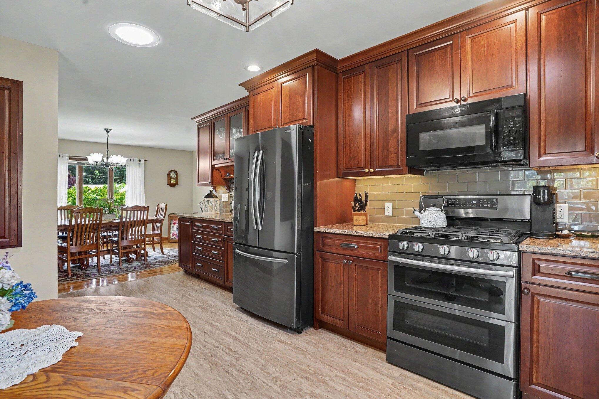 15332 Kevin Grand Haven MI 49417