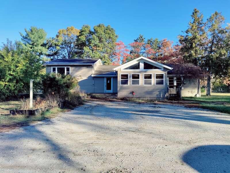 3705 S Dangl Road Muskegon MI 49444