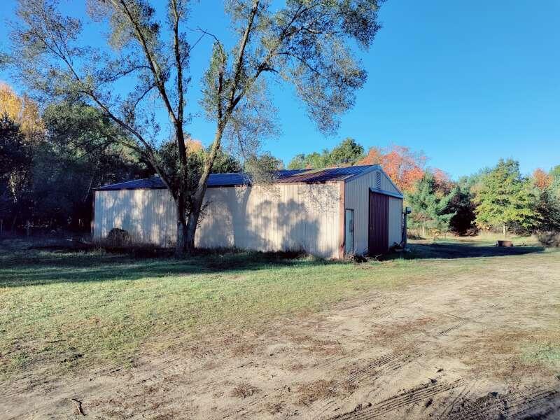 3705 S Dangl Road Muskegon MI 49444