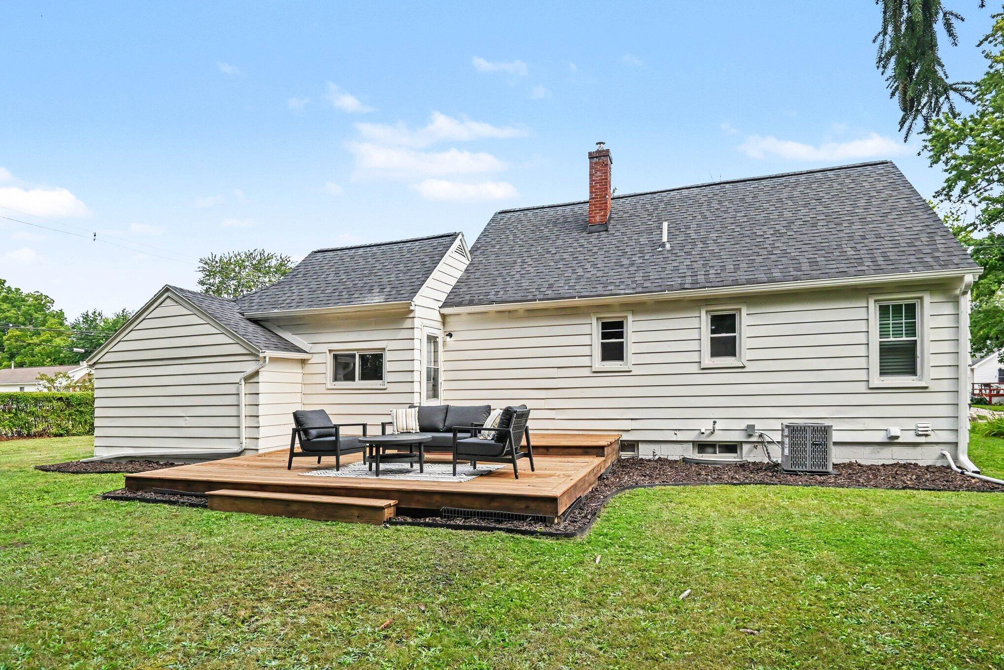 506 Fruit Street South Haven MI 49090