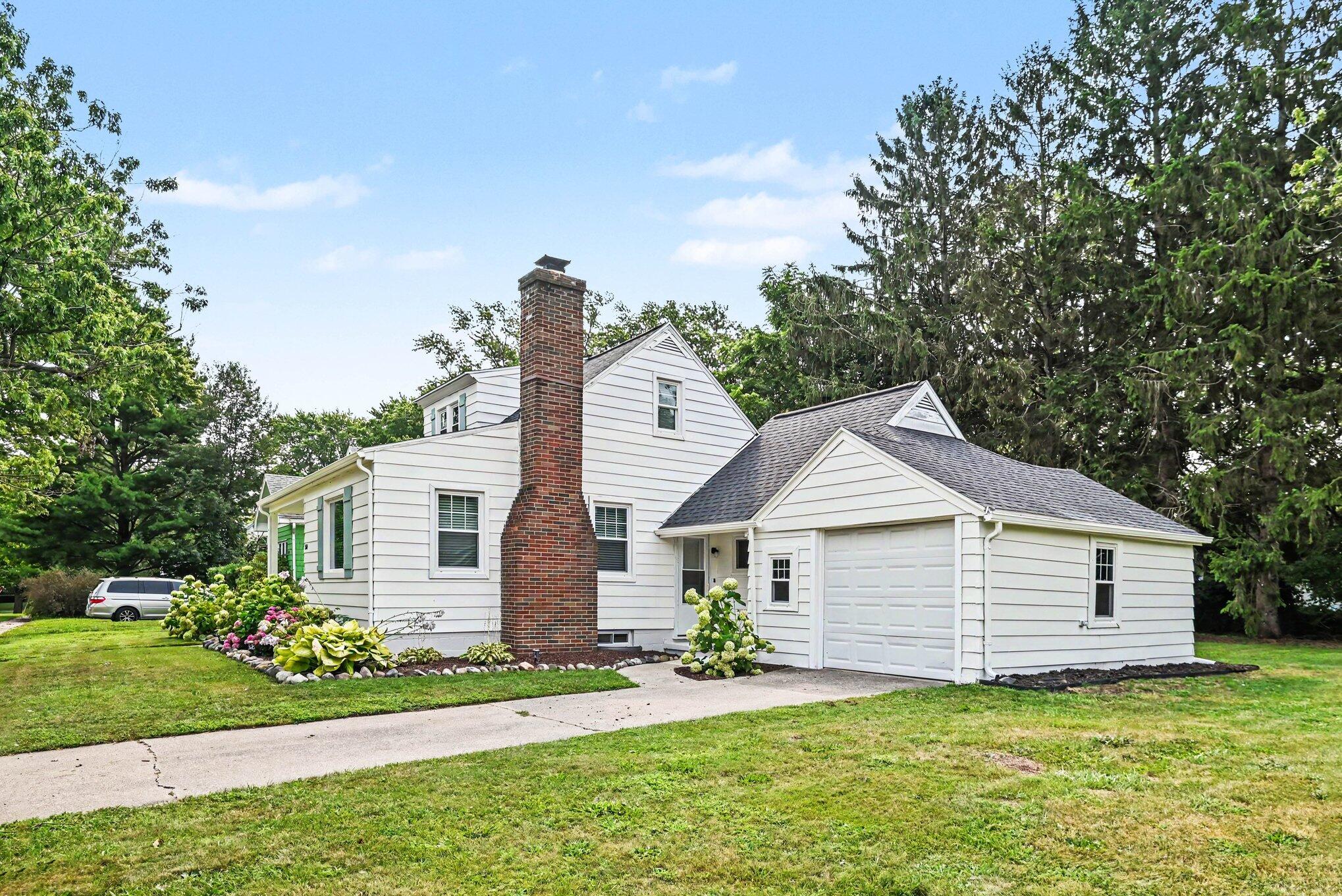 506 Fruit Street South Haven MI 49090