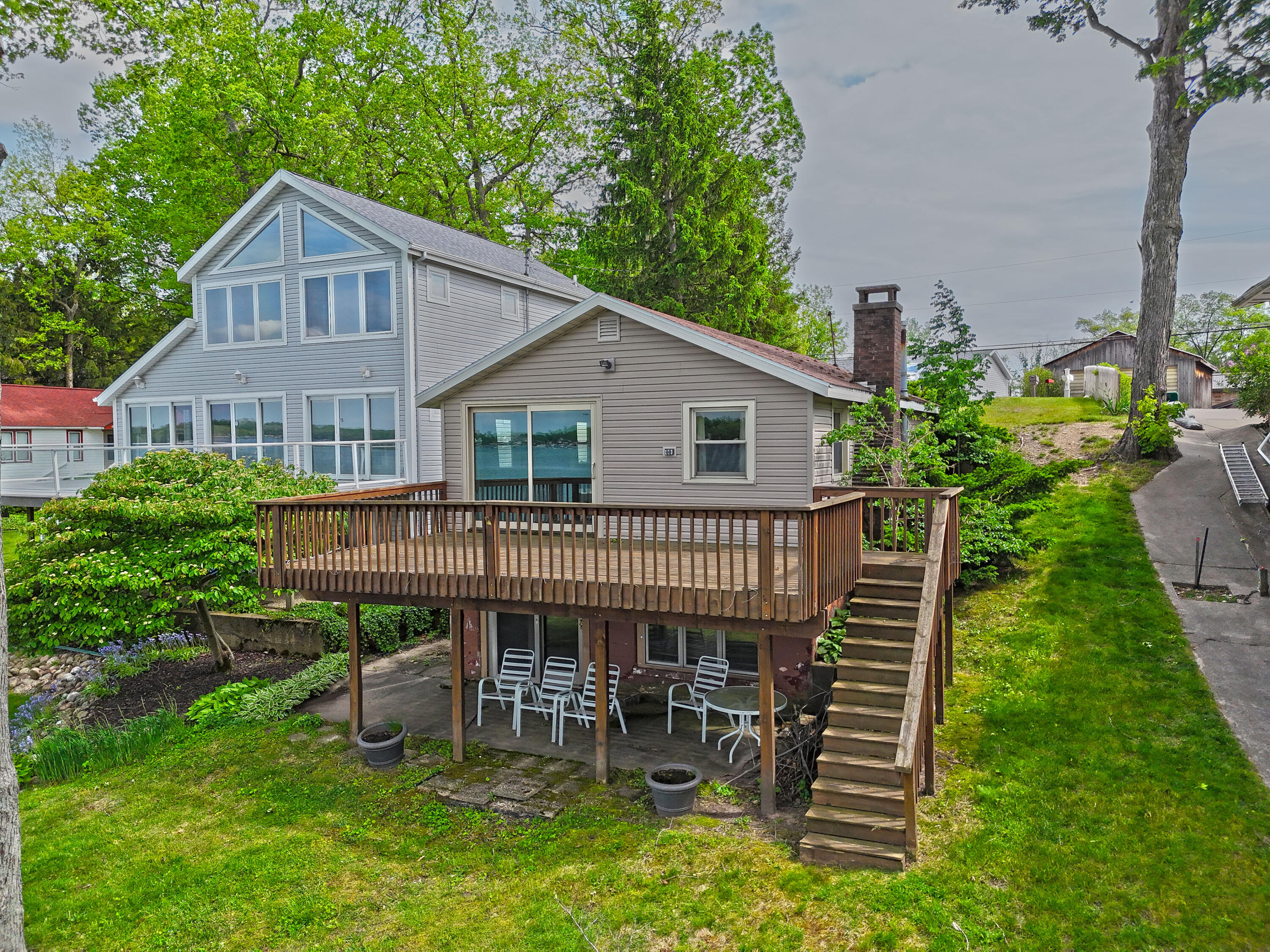 31050 Curran Beach Dowagiac MI 49047