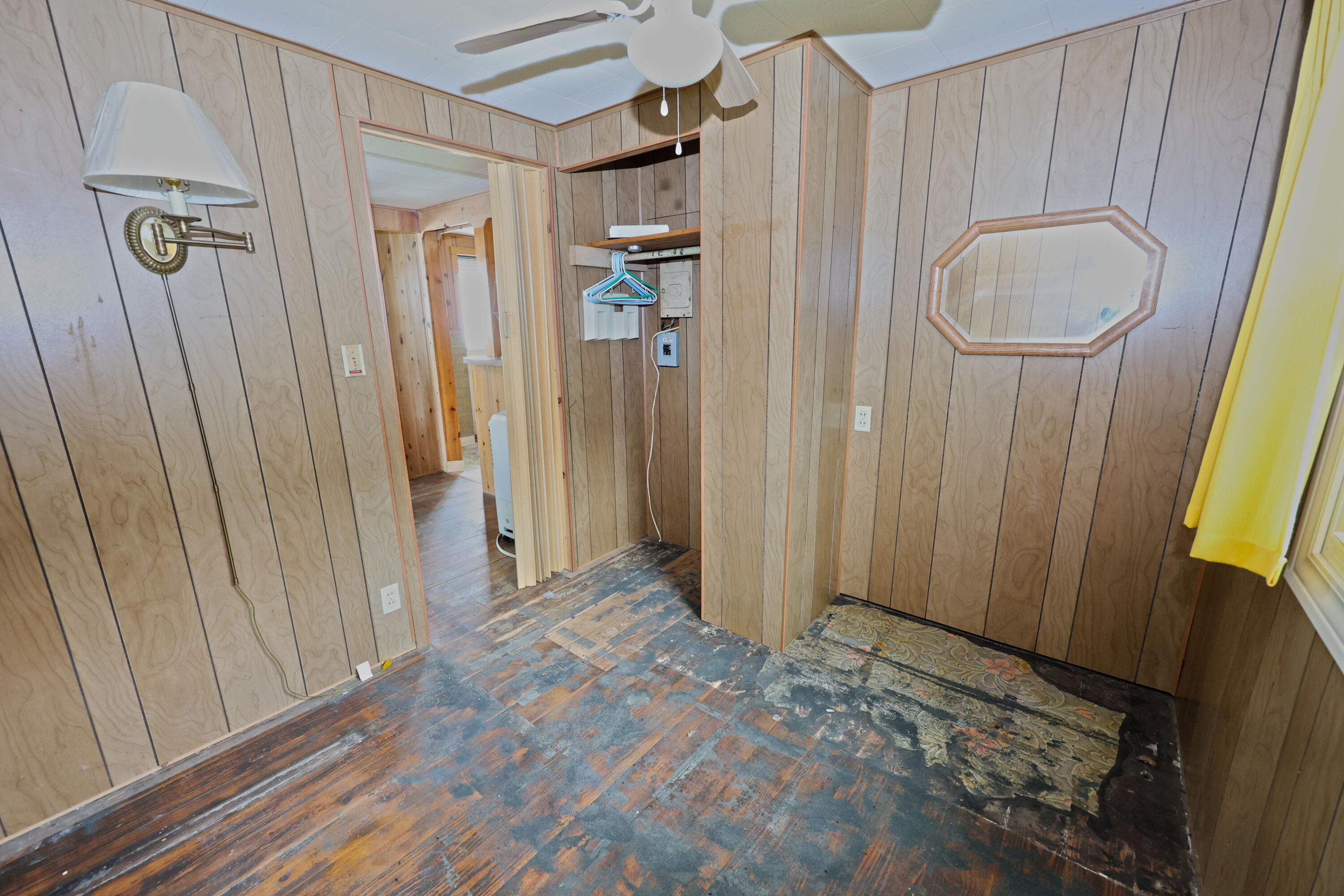 31050 Curran Beach Dowagiac MI 49047