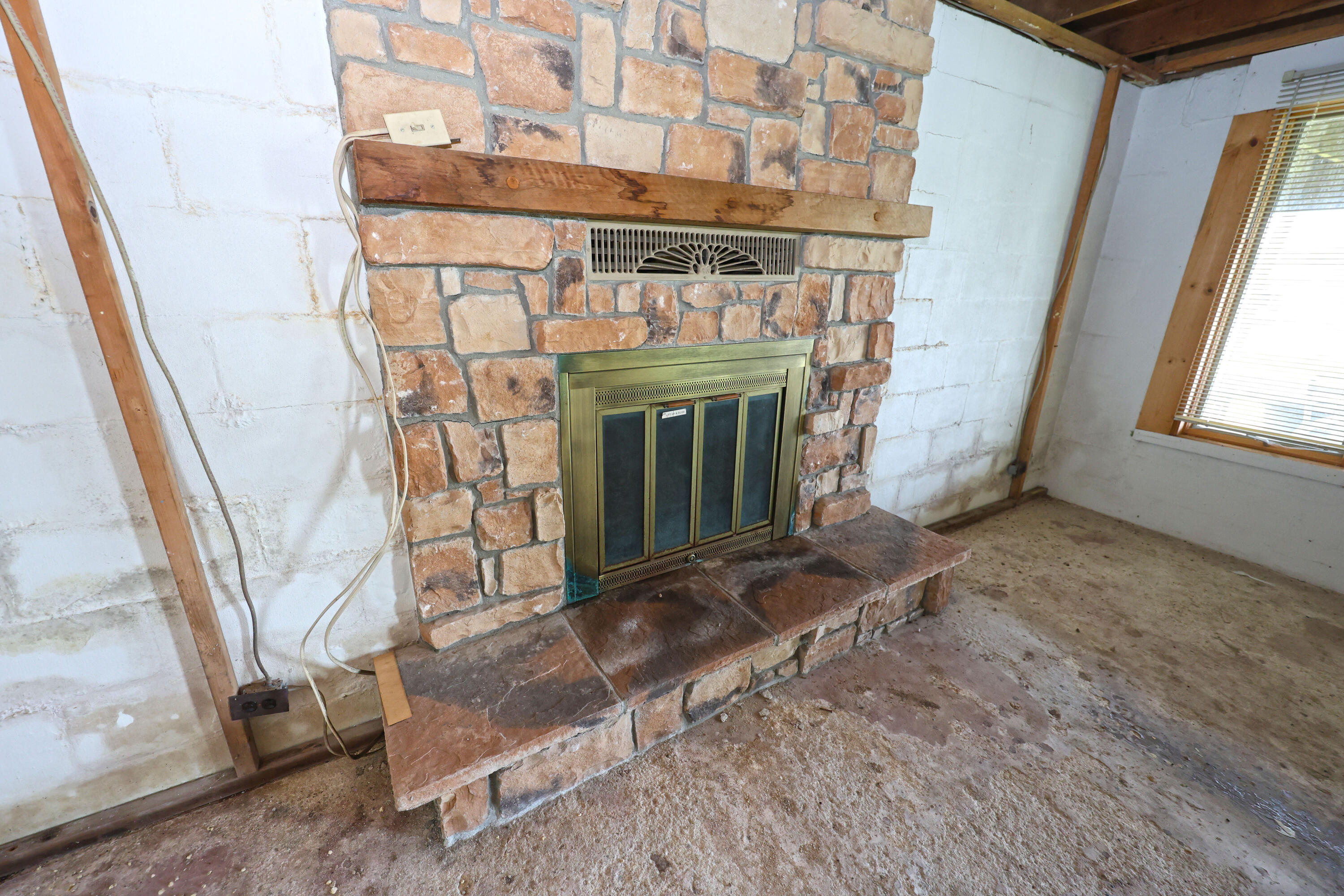 31050 Curran Beach Dowagiac MI 49047