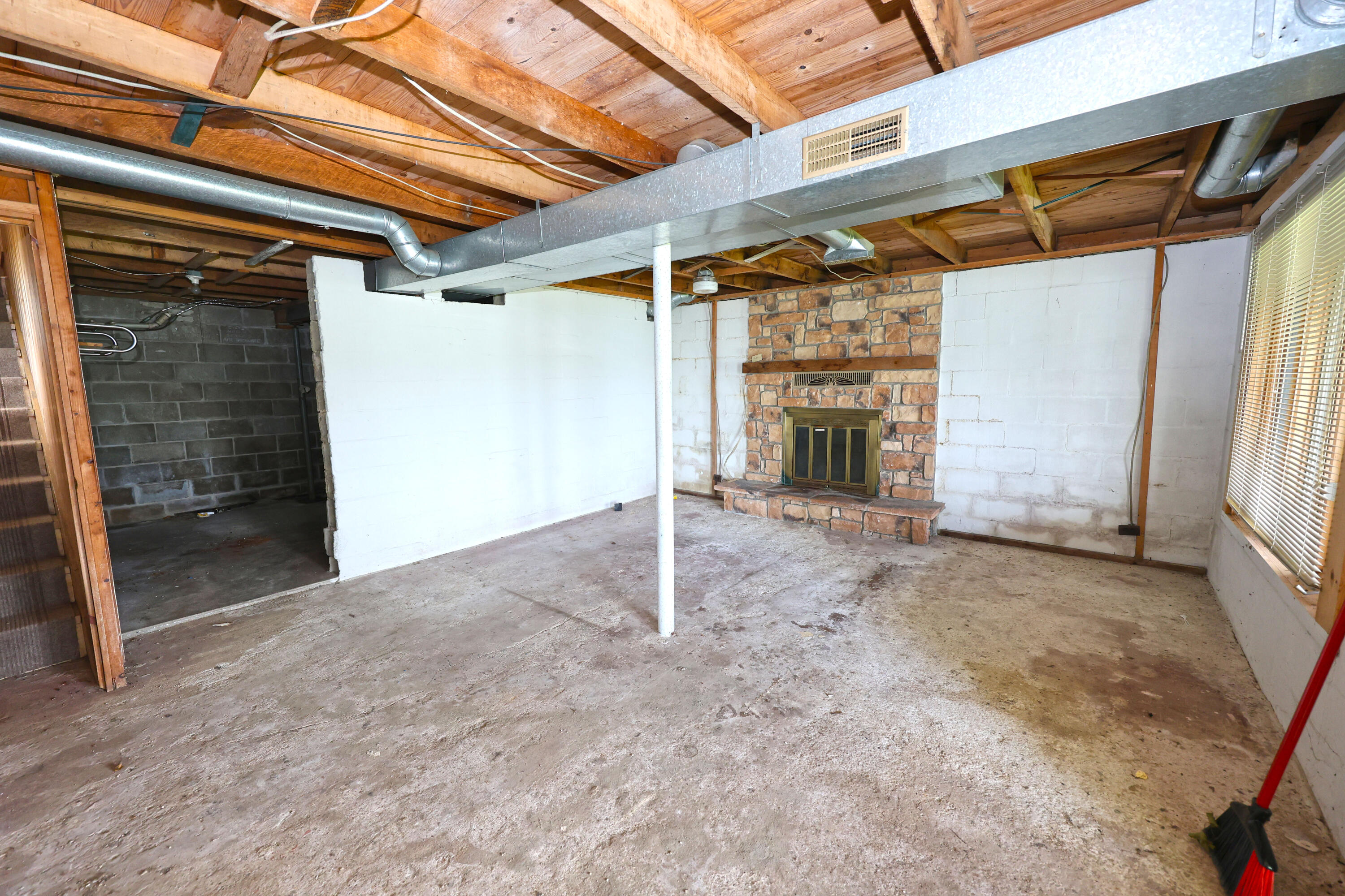 31050 Curran Beach Dowagiac MI 49047