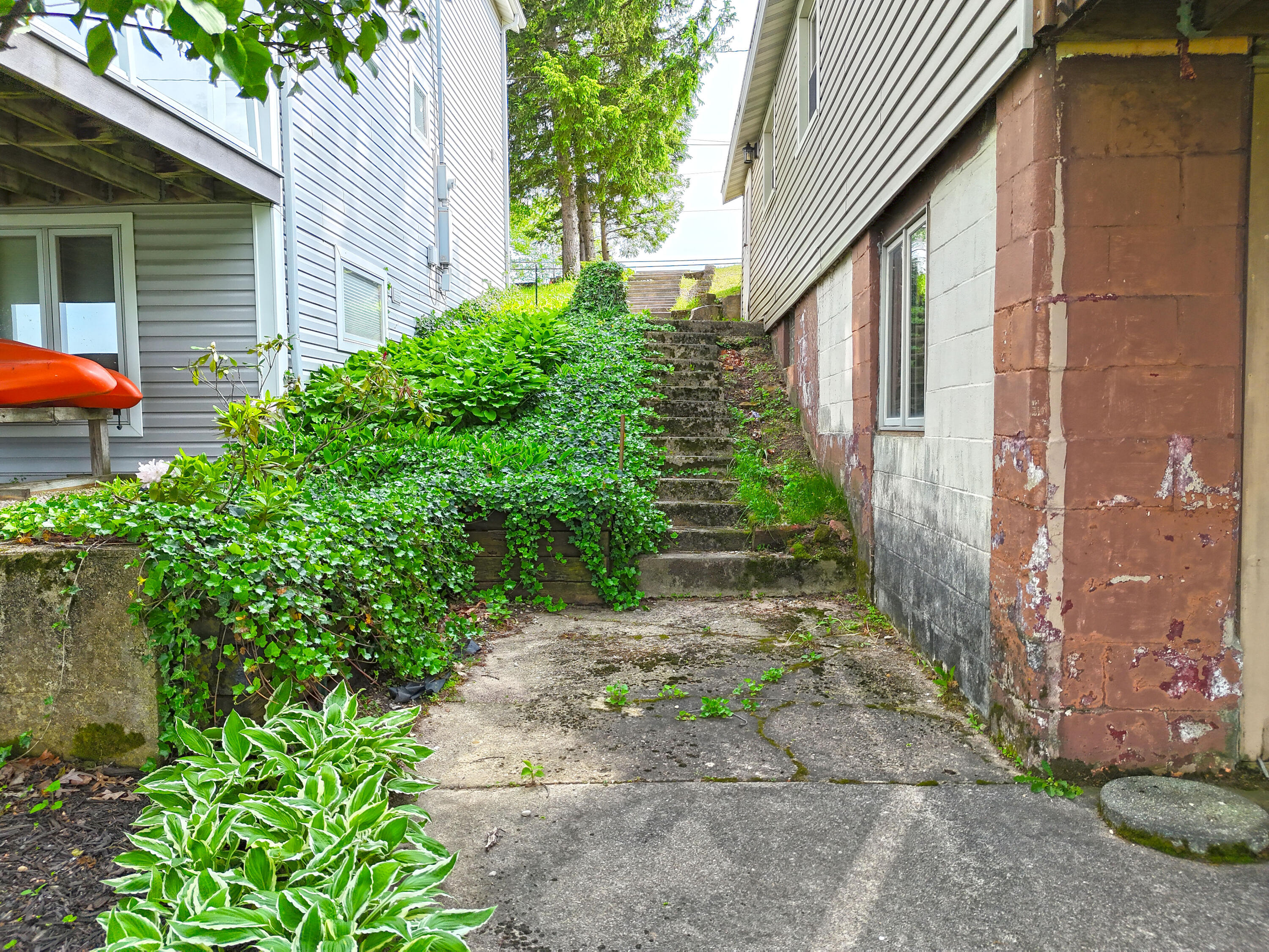 31050 Curran Beach Dowagiac MI 49047