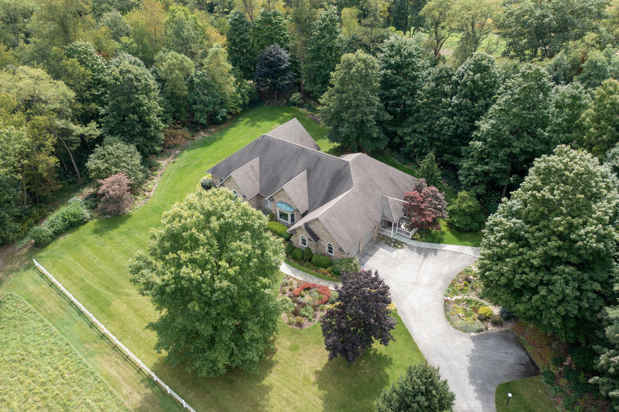 2065 W River Road Niles MI 49120