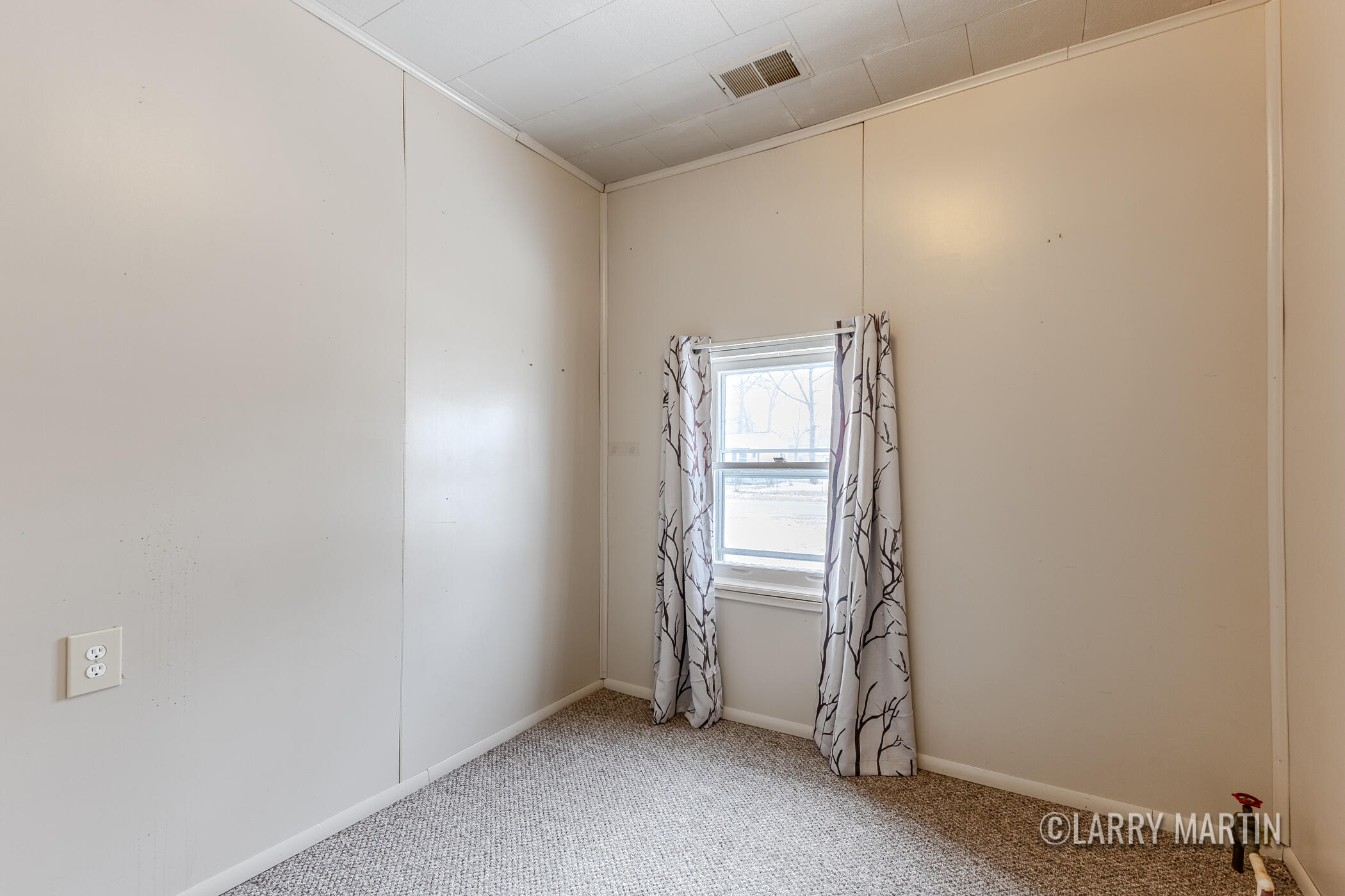 2052 Woodward Street Muskegon MI 49442