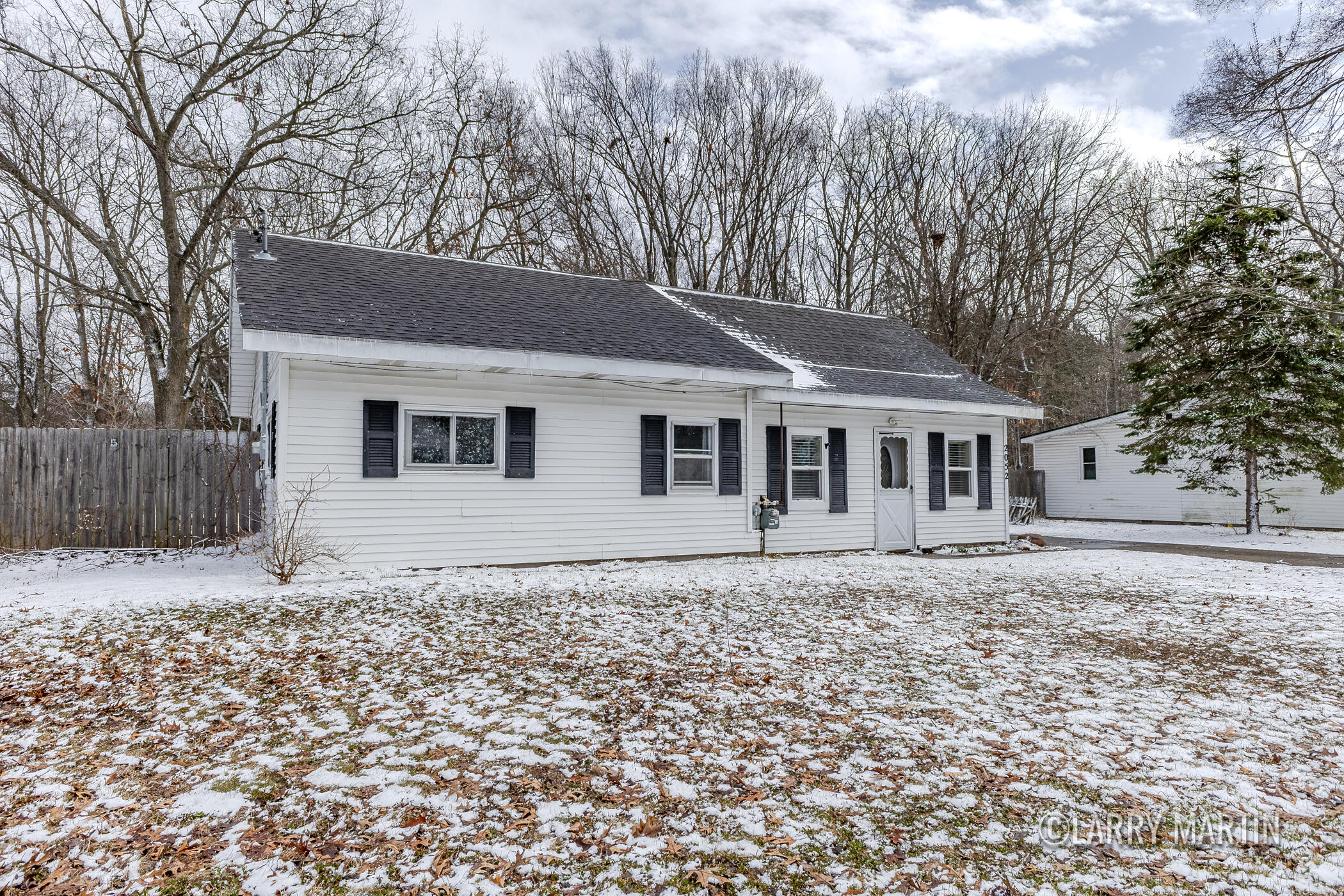 2052 Woodward Street Muskegon MI 49442