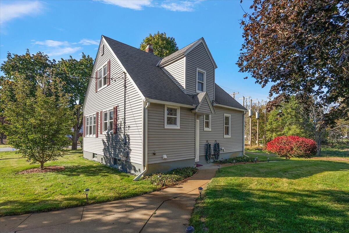 187 N 160th Avenue Holland MI 49424