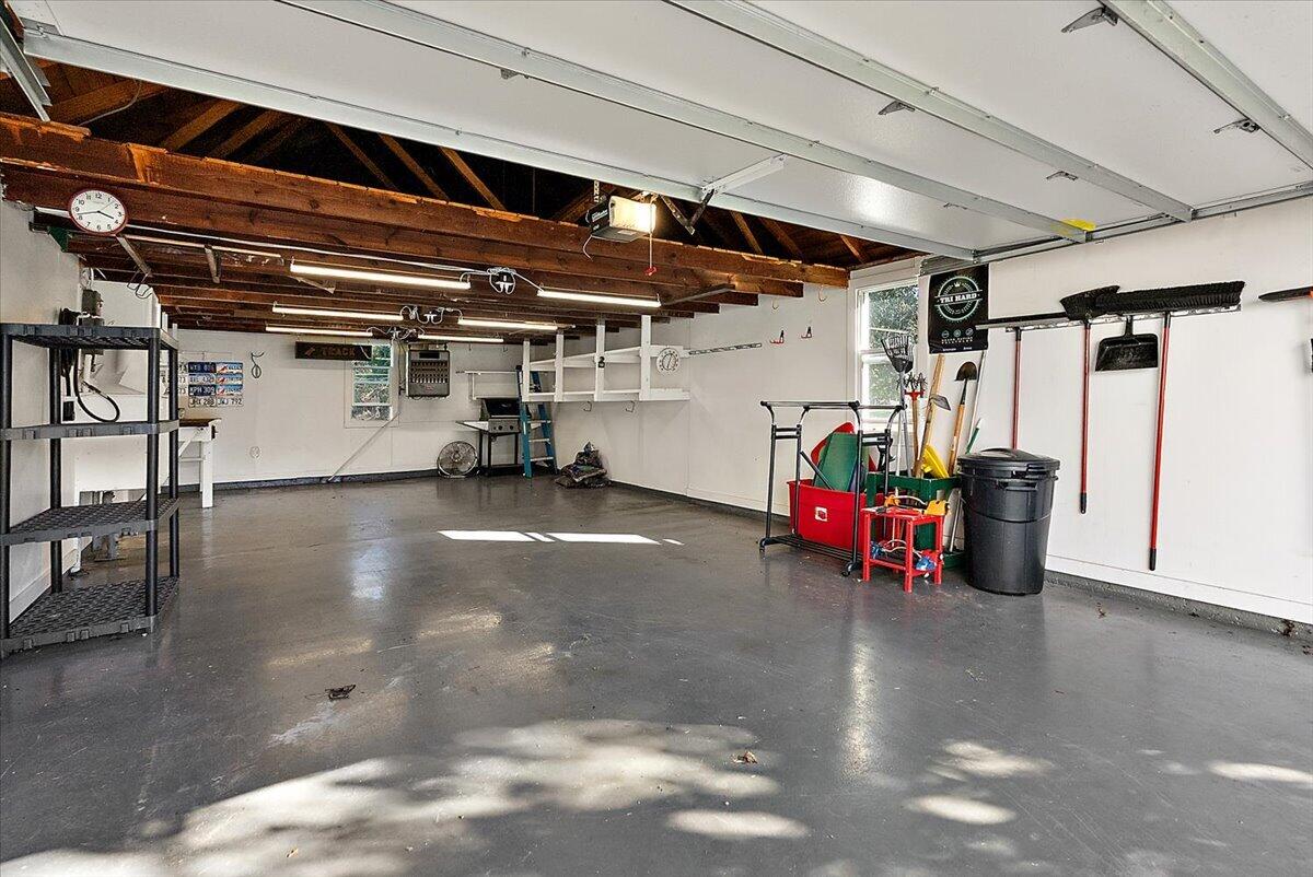 187 N 160th Avenue Holland MI 49424