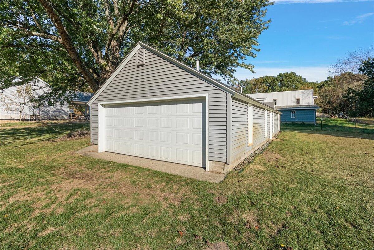 187 N 160th Avenue Holland MI 49424