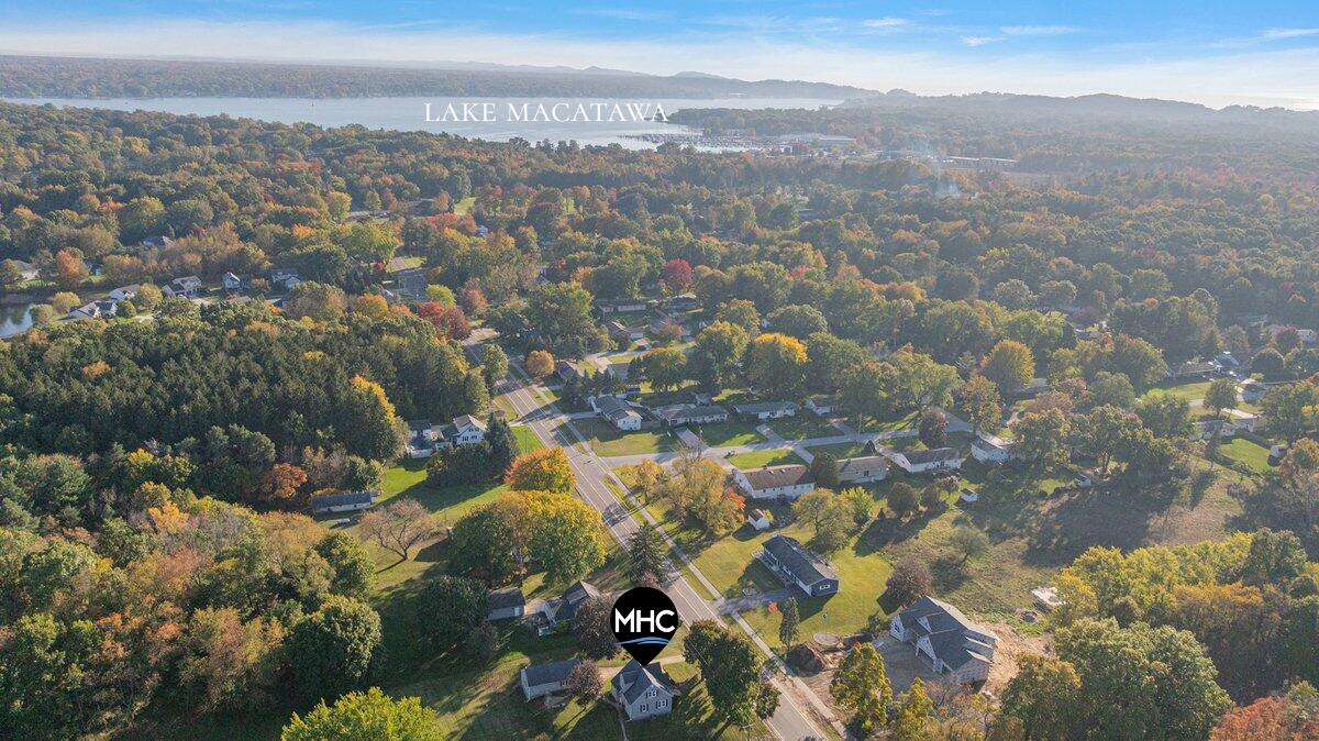 187 N 160th Avenue Holland MI 49424
