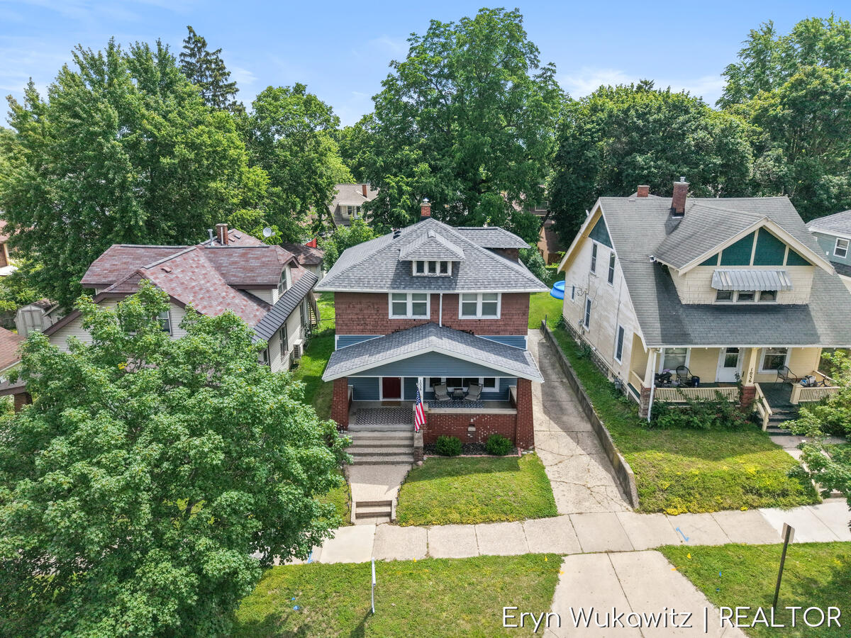 1038 Widdicomb Avenue NW Grand Rapids MI 49504