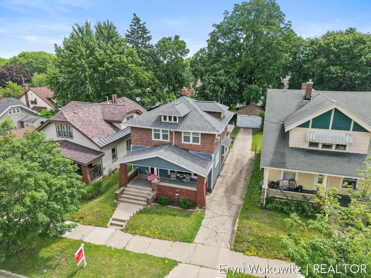 1038 Widdicomb Avenue NW Grand Rapids MI 49504