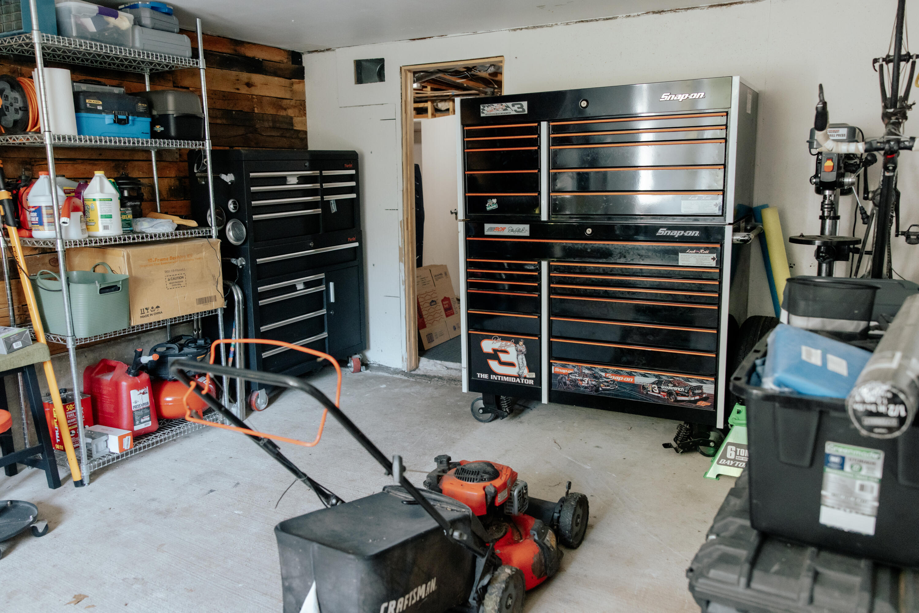 4247 Huntington Avenue NE Grand Rapids MI 49525