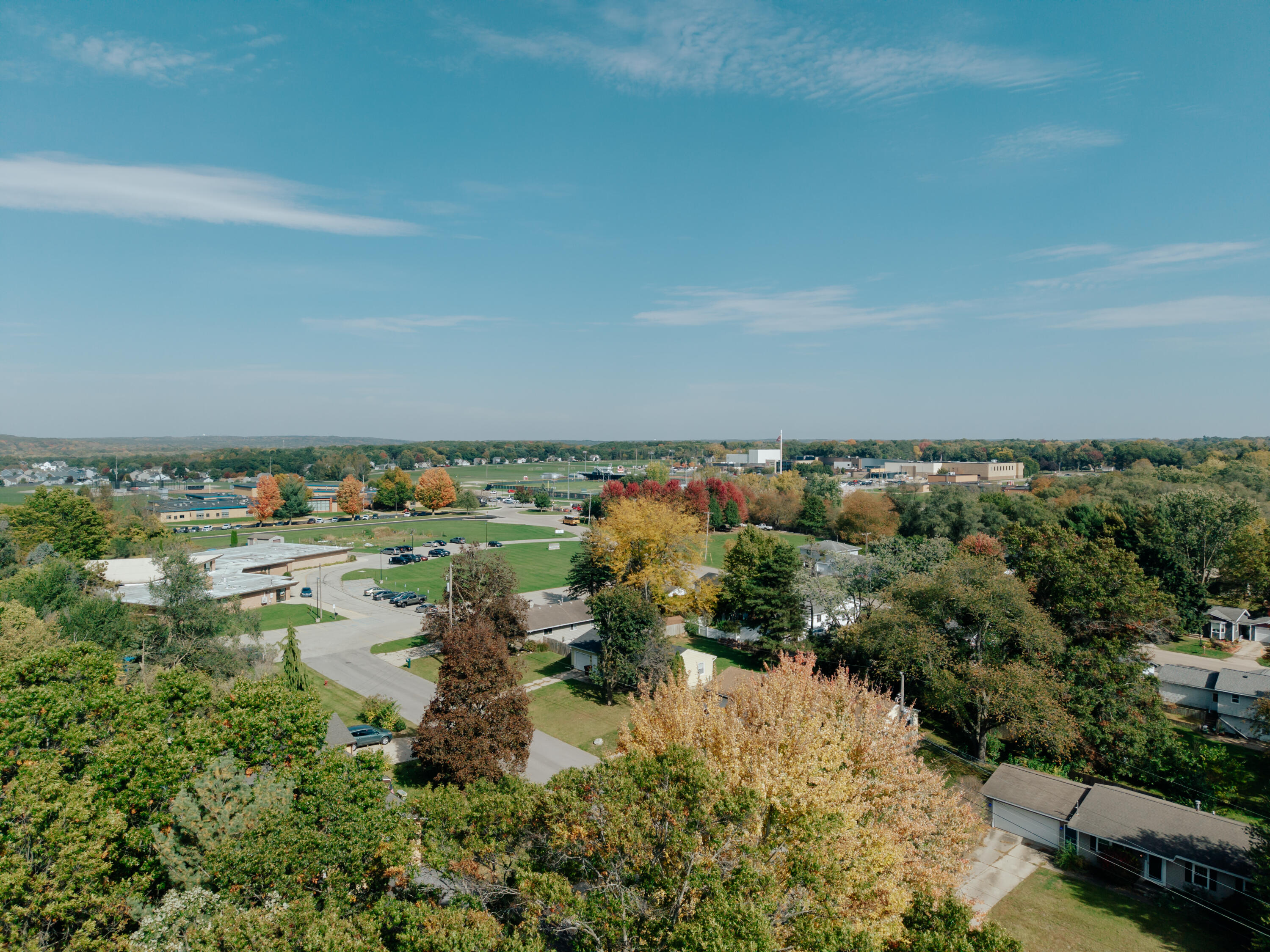 4247 Huntington Avenue NE Grand Rapids MI 49525