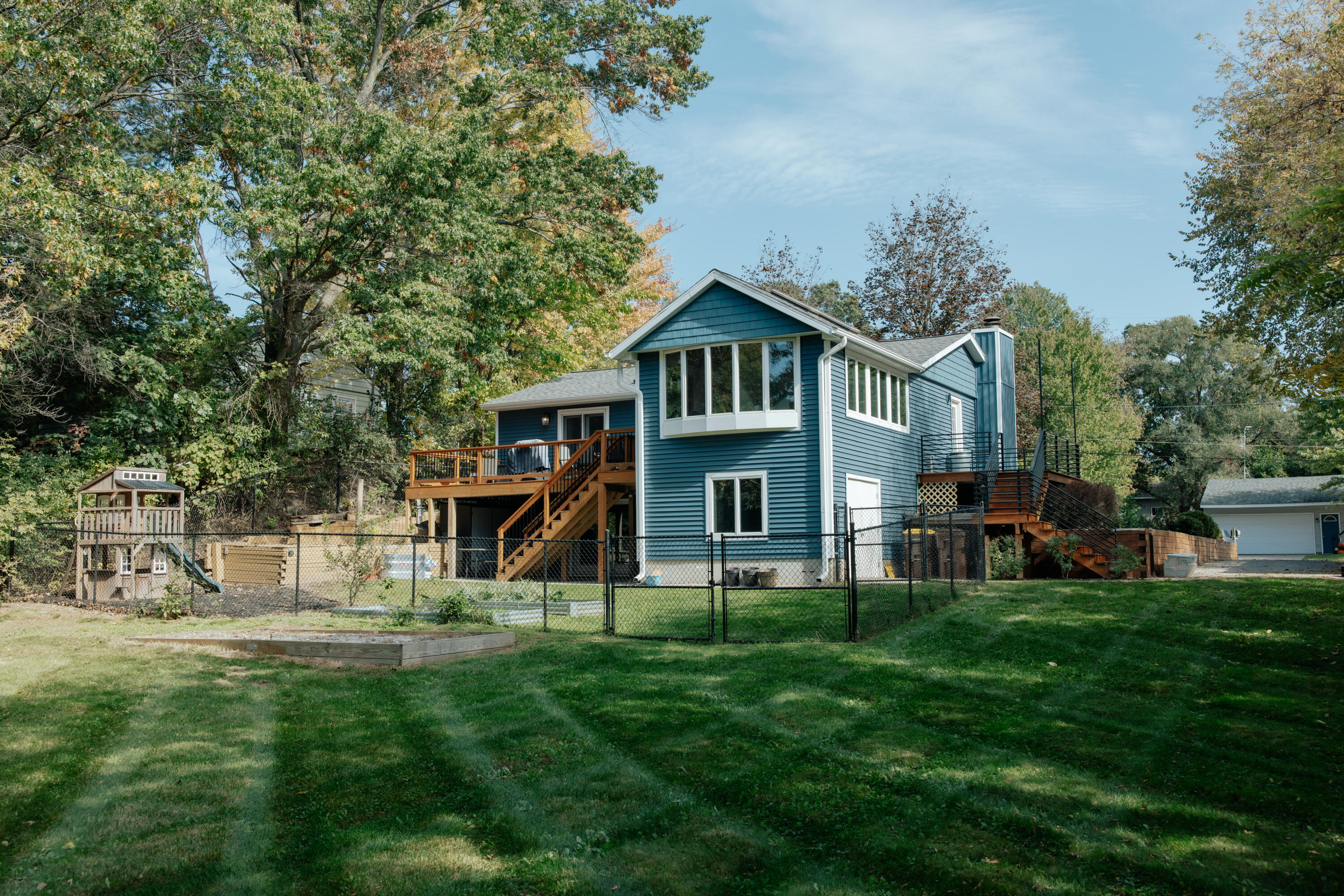 4247 Huntington Avenue NE Grand Rapids MI 49525