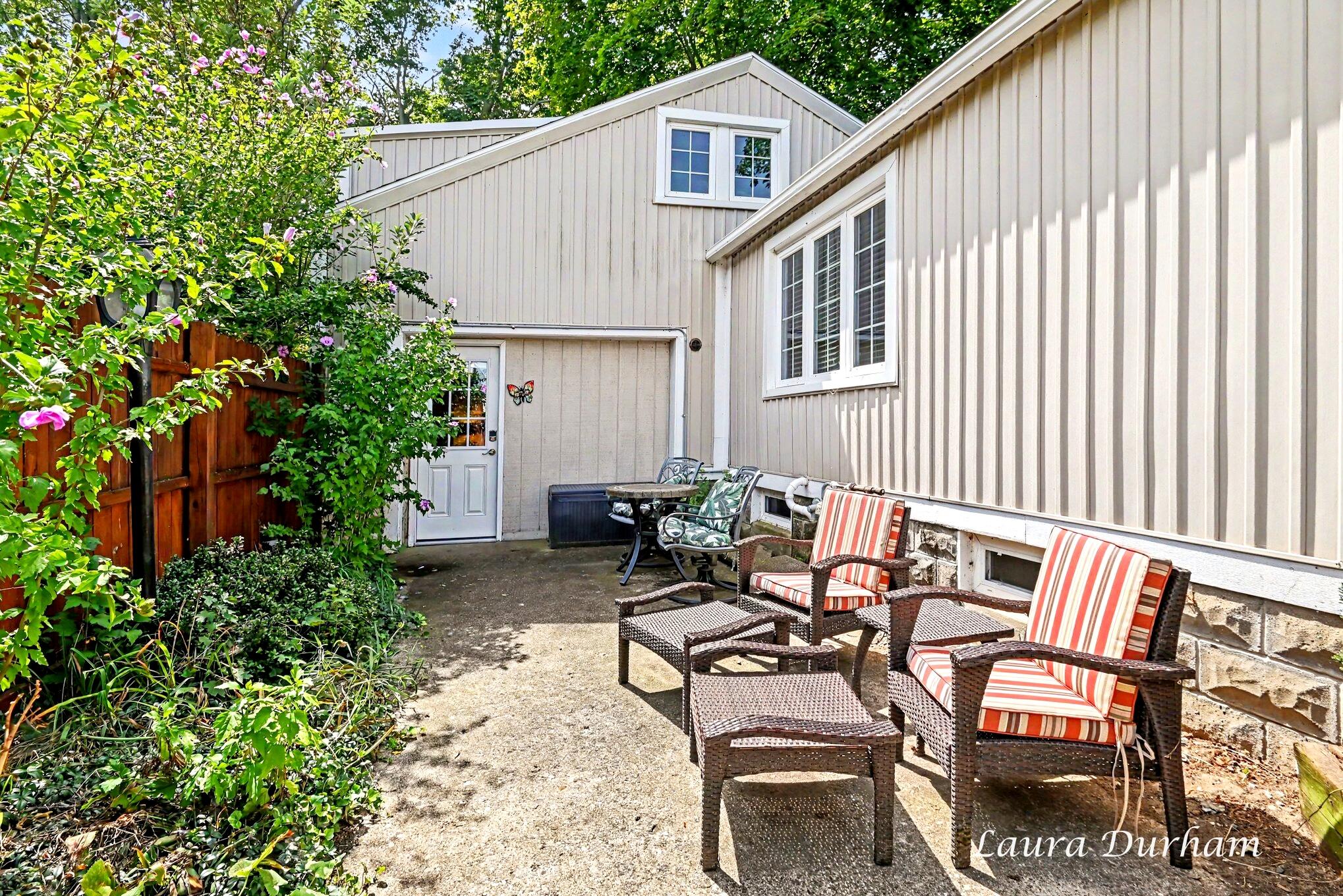 15 E Wall Street Douglas MI 49406