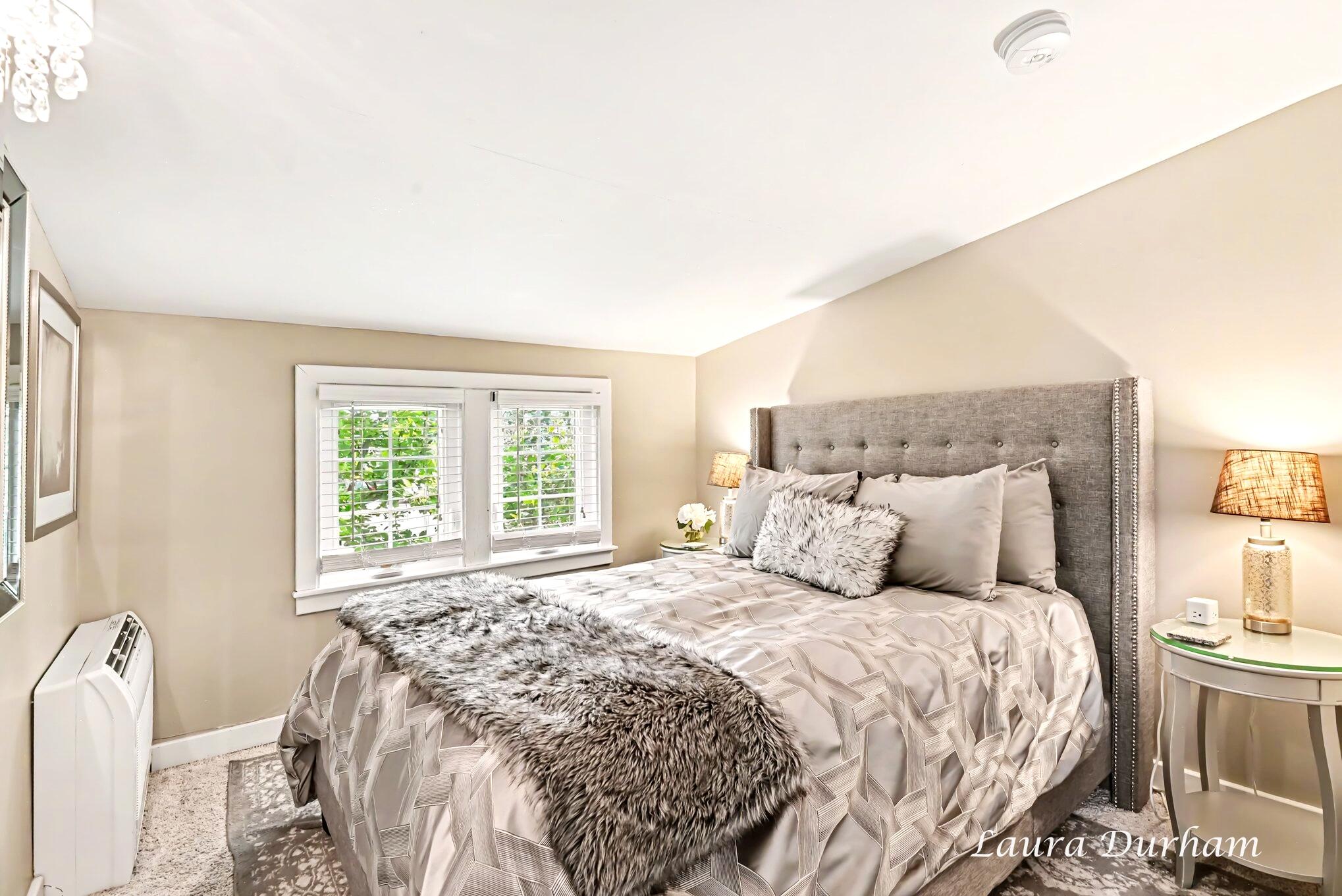 15 E Wall Street Douglas MI 49406