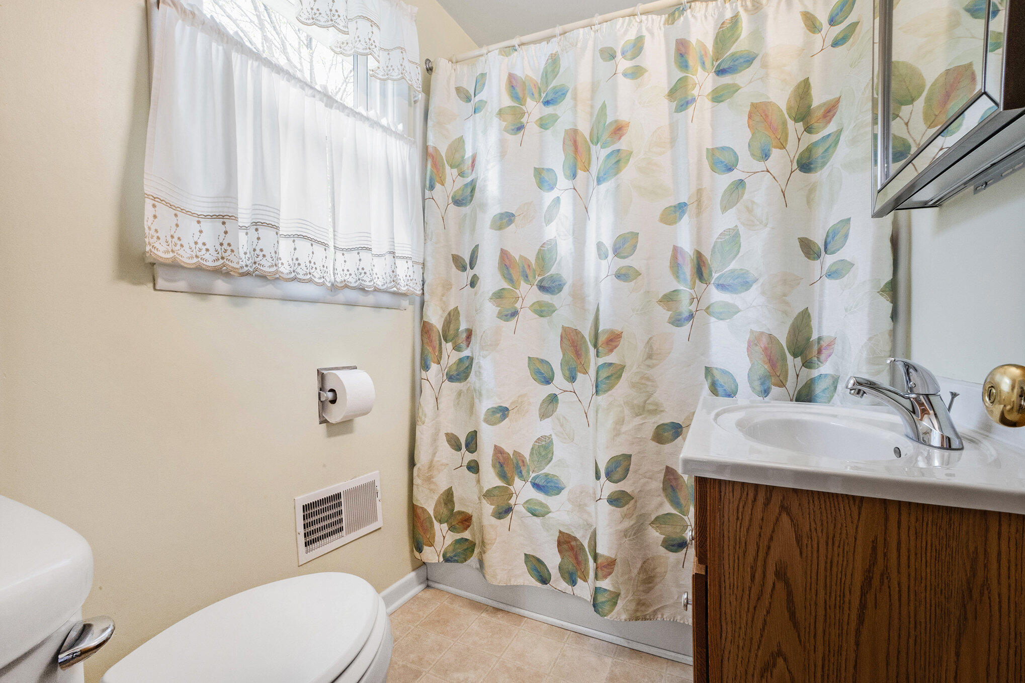 4939 Marshall Avenue SE Grand Rapids MI 49508