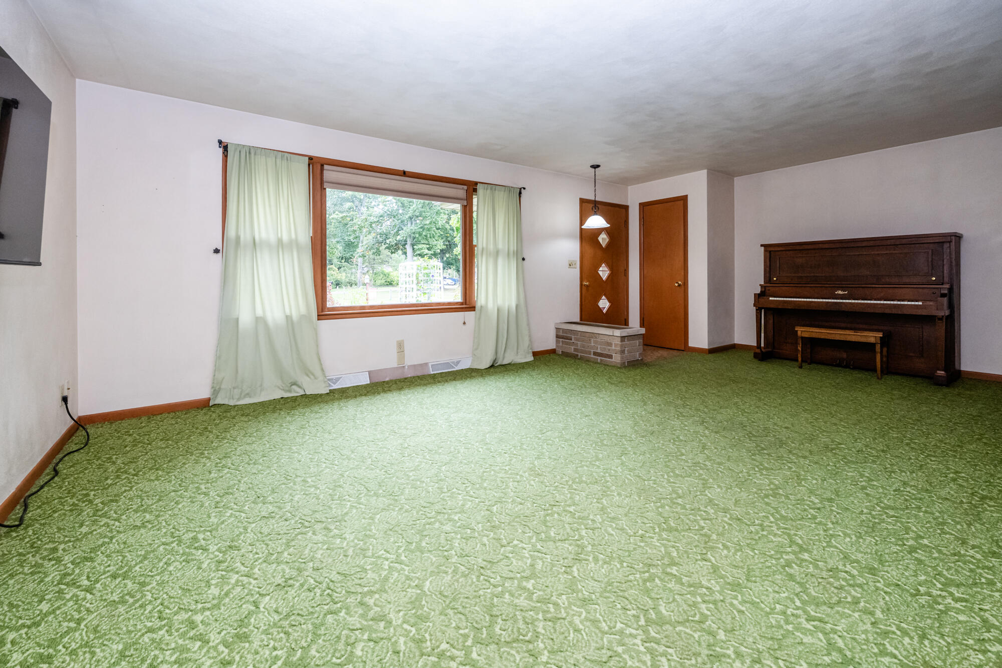 1606 Stanley Drive Benton Harbor MI 49022