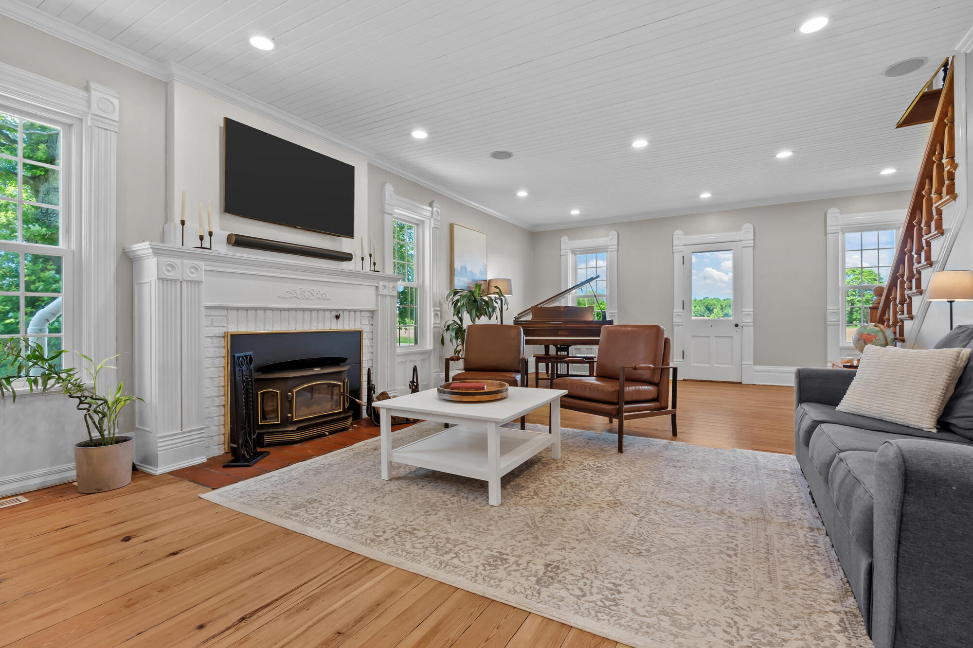26107 Beeson Street Cassopolis MI 49031