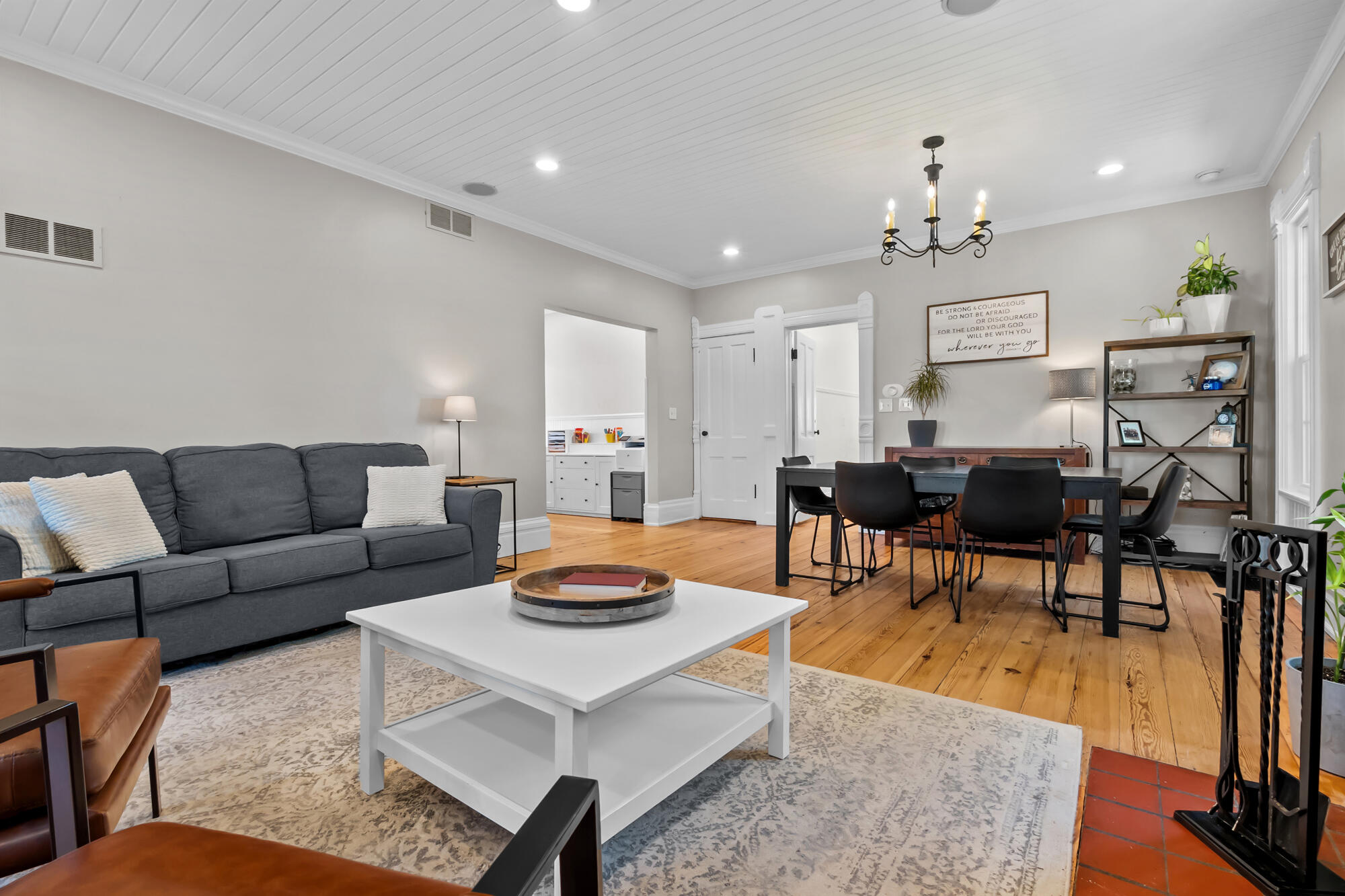 26107 Beeson Street Cassopolis MI 49031