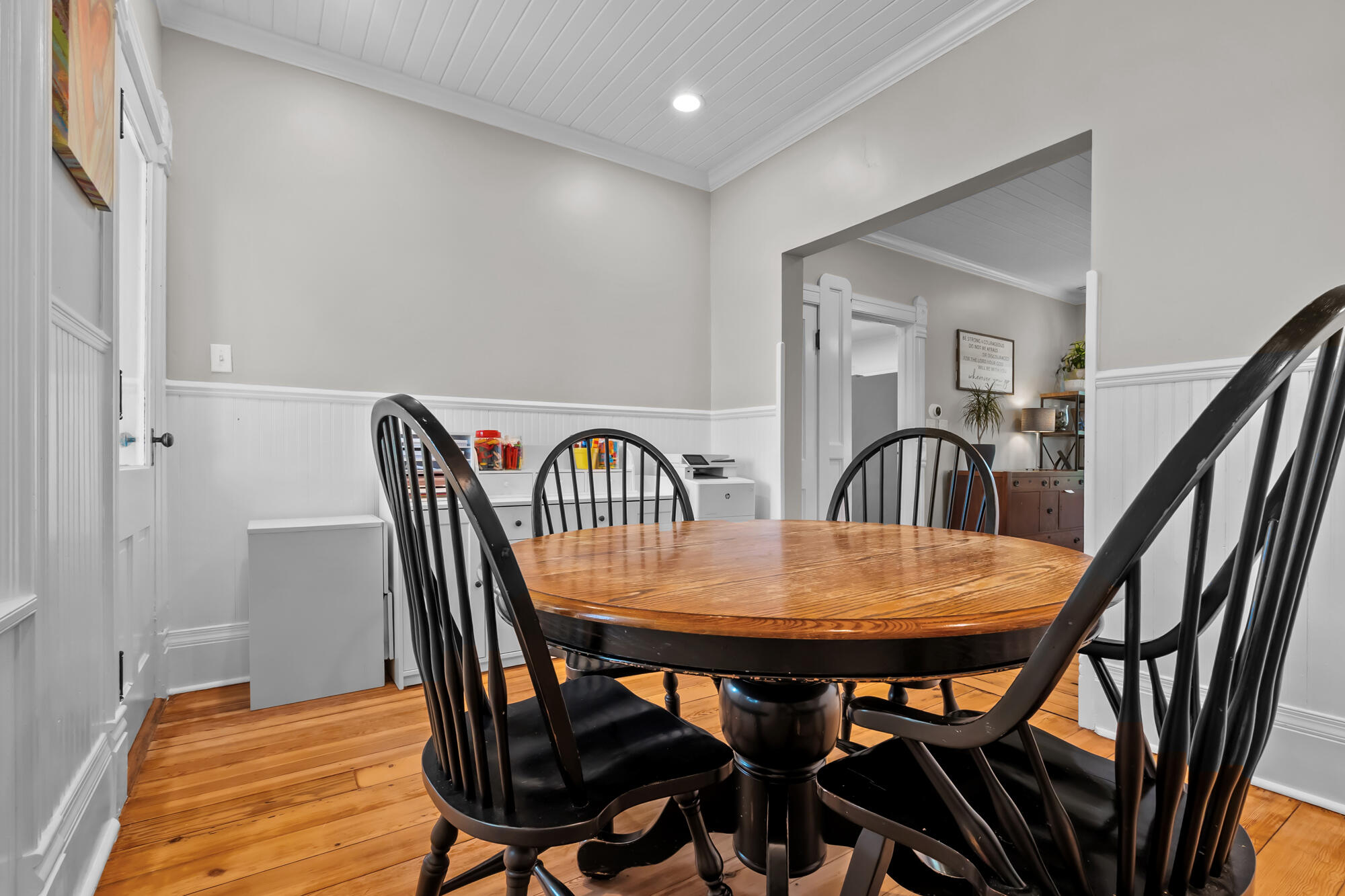 26107 Beeson Street Cassopolis MI 49031