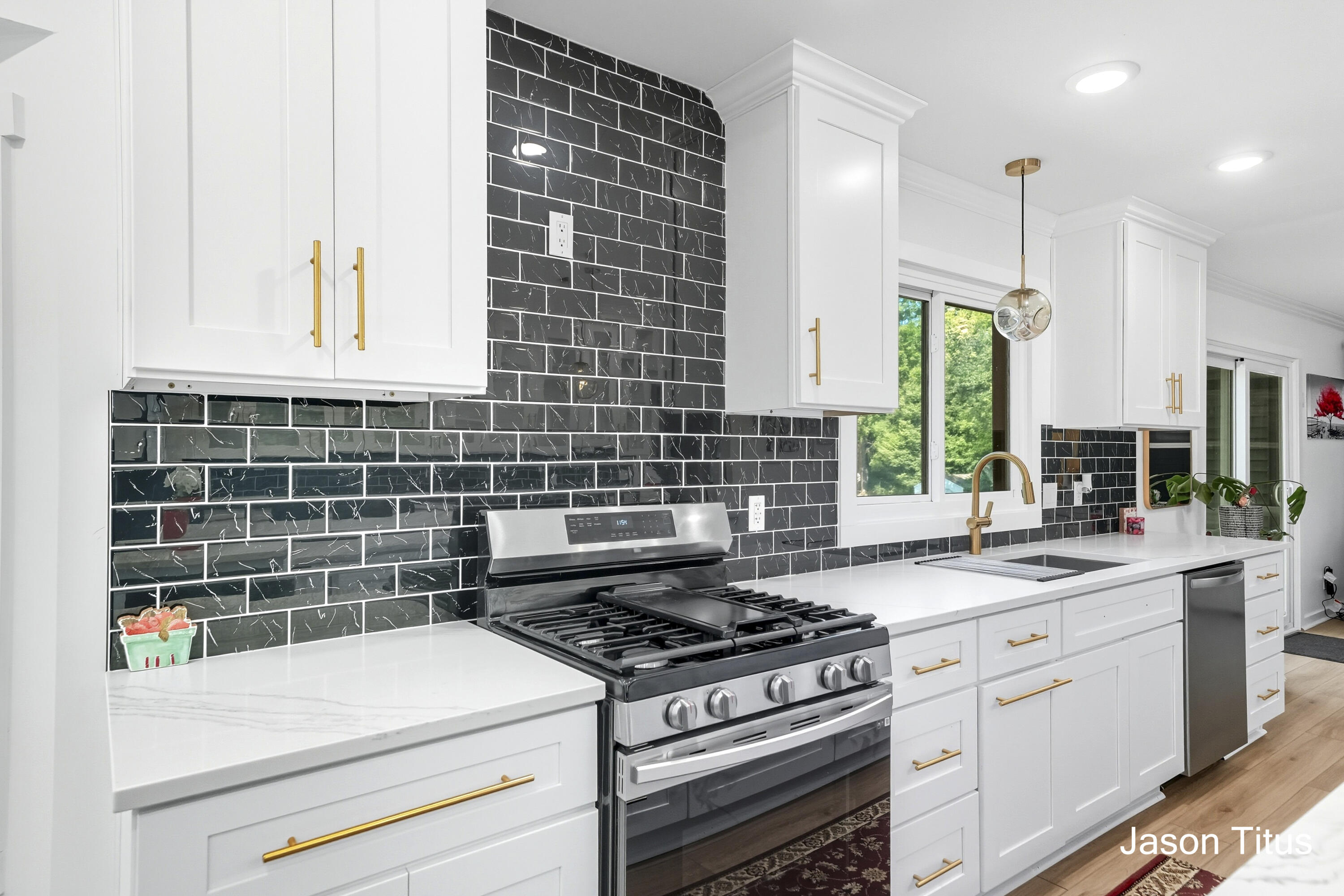 201 Shore Haven Drive SE Grand Rapids MI 49546