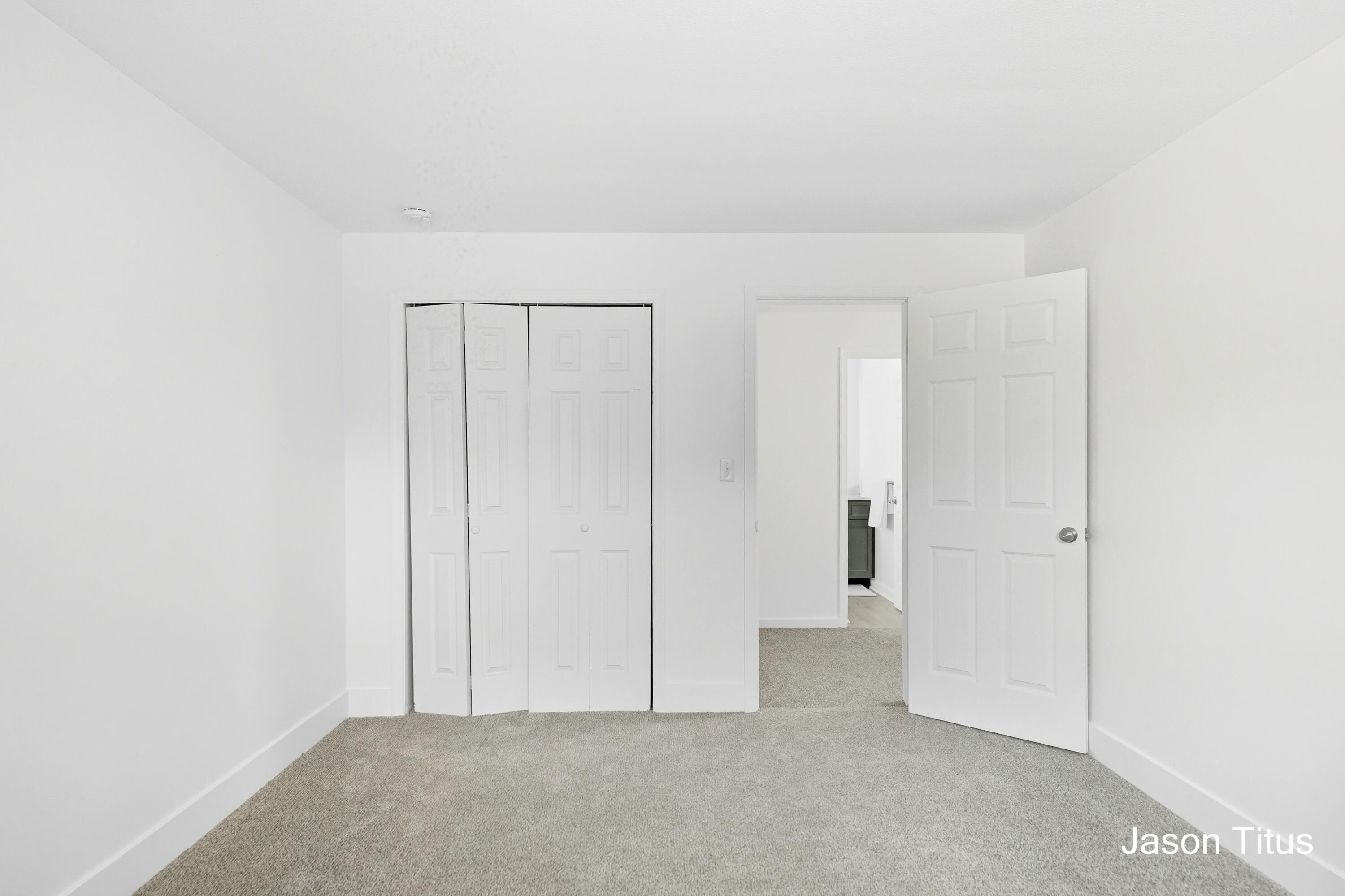 201 Shore Haven Drive SE Grand Rapids MI 49546