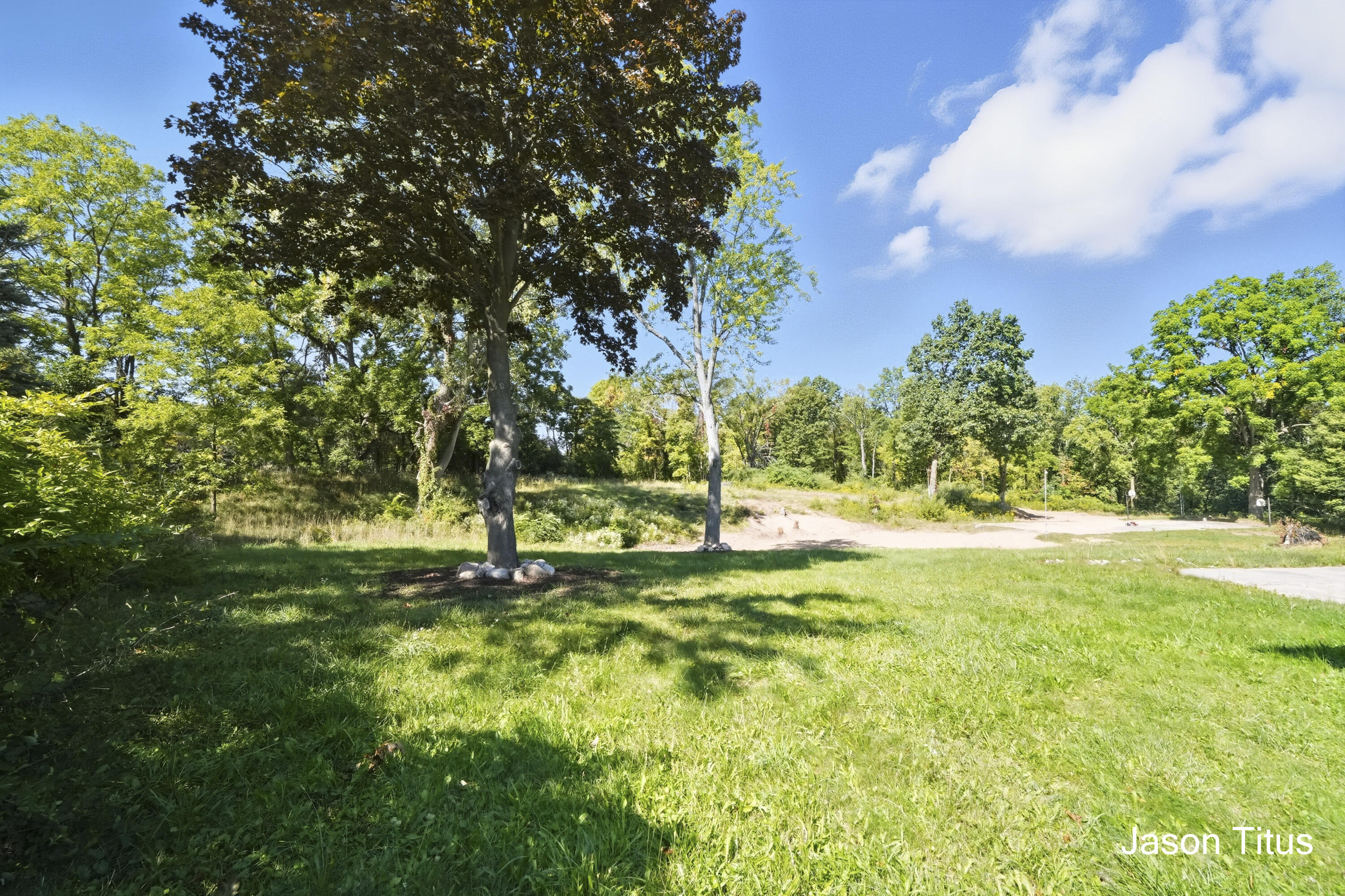 201 Shore Haven Drive SE Grand Rapids MI 49546