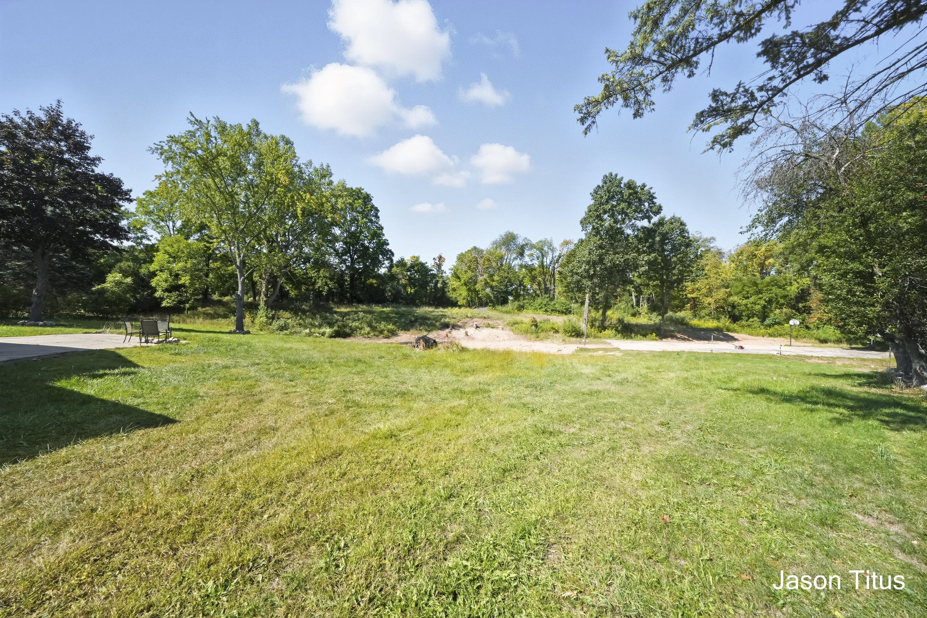 201 Shore Haven Drive SE Grand Rapids MI 49546