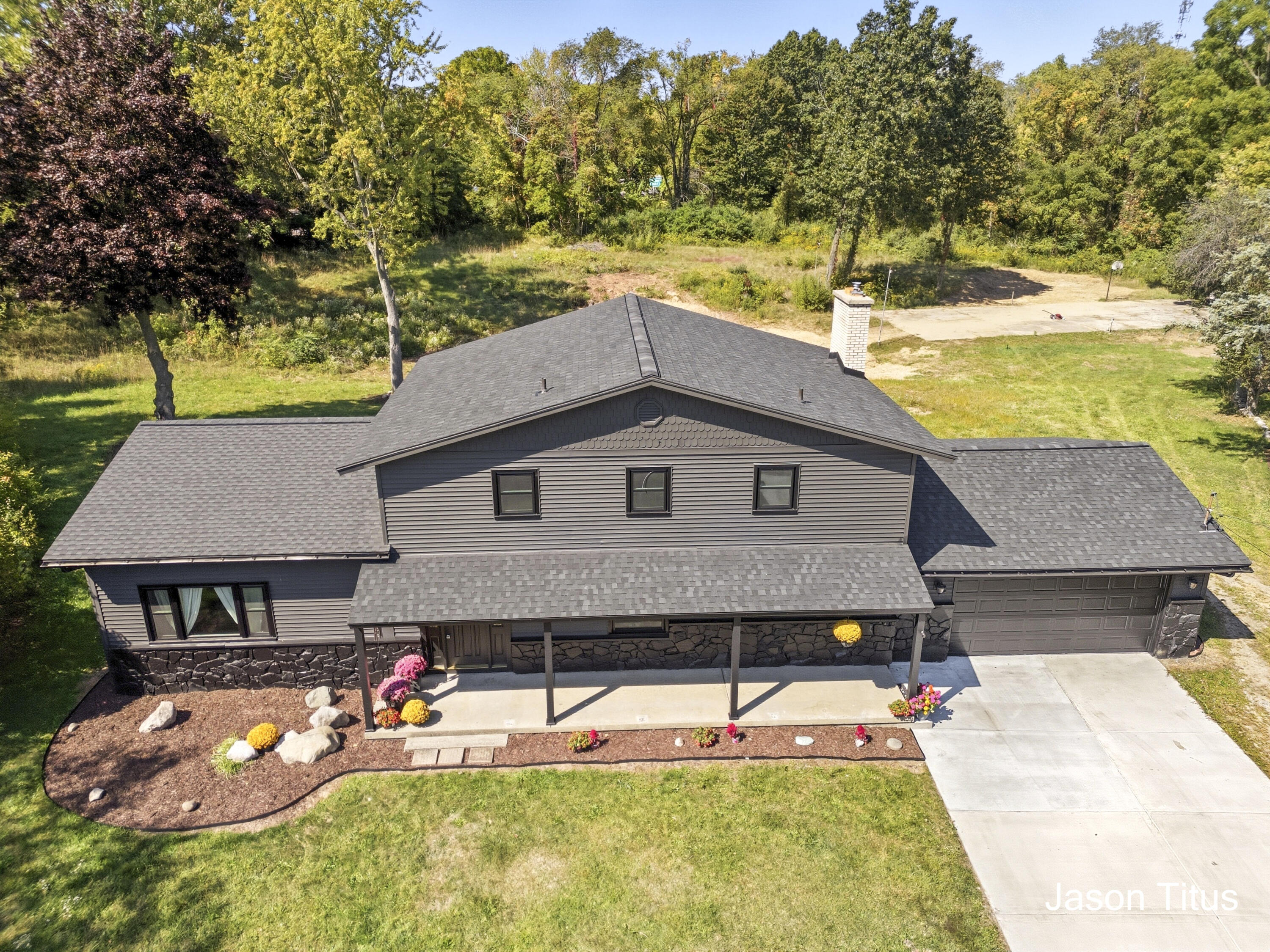 201 Shore Haven Drive SE Grand Rapids MI 49546