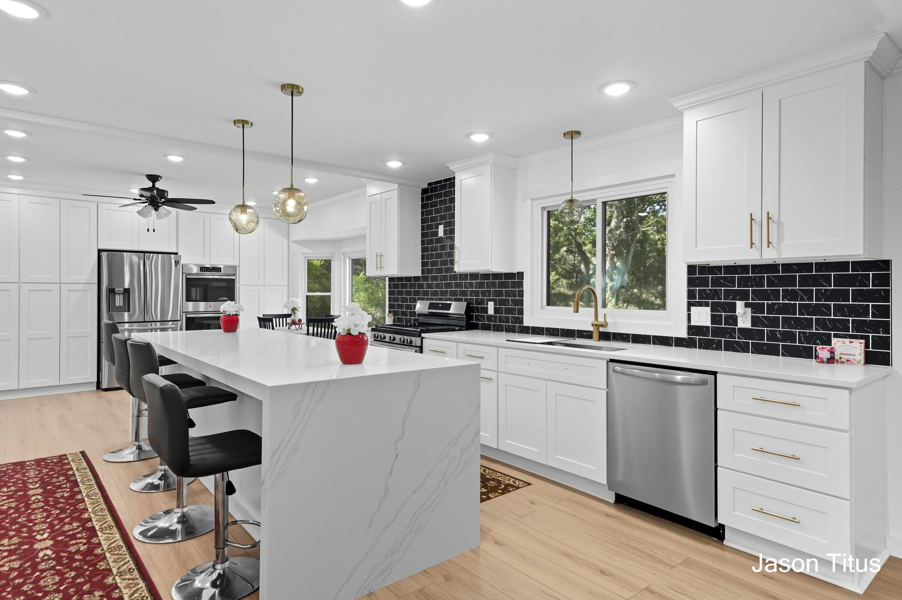 201 Shore Haven Drive SE Grand Rapids MI 49546