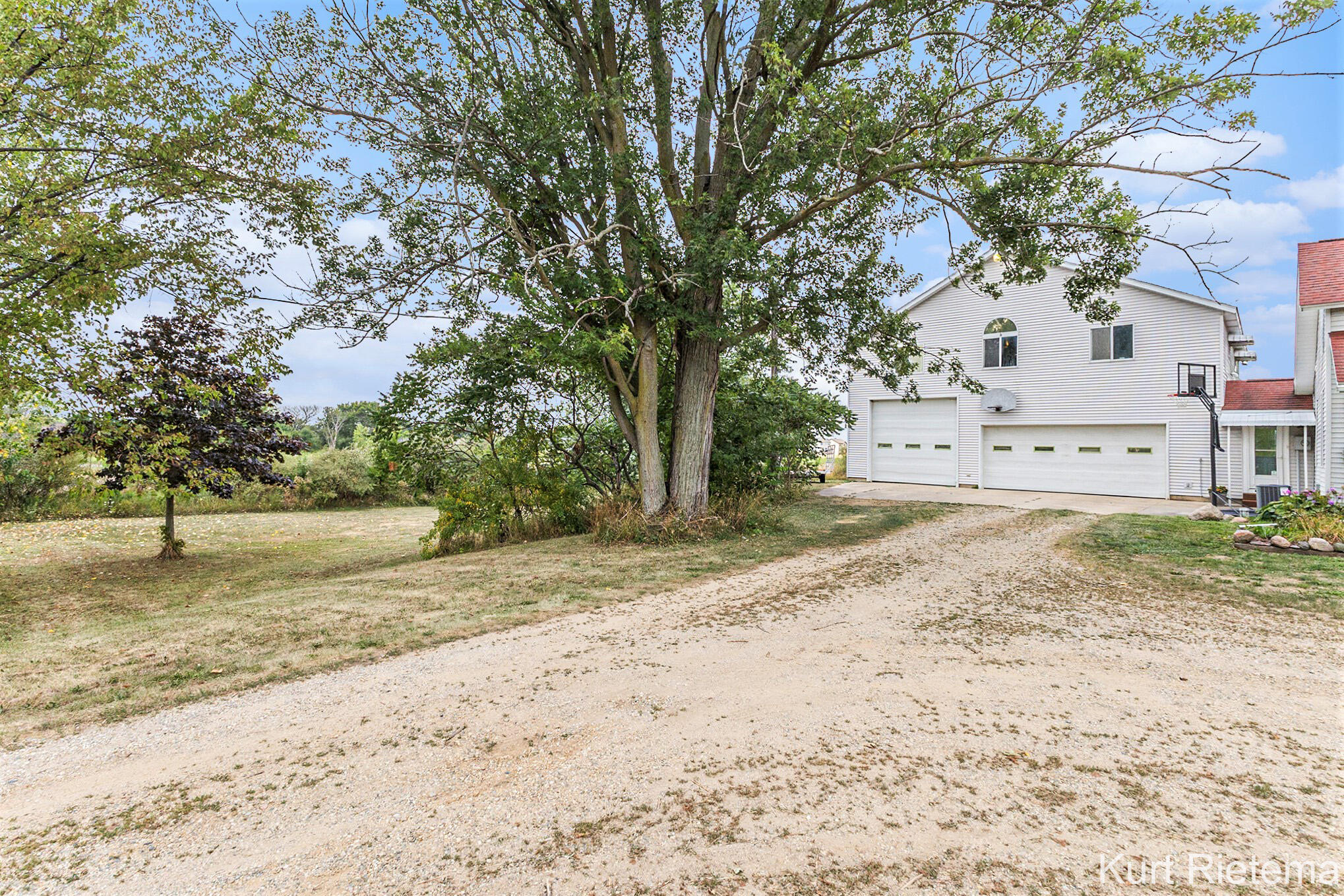 11593 Greenly Street Holland MI 49424