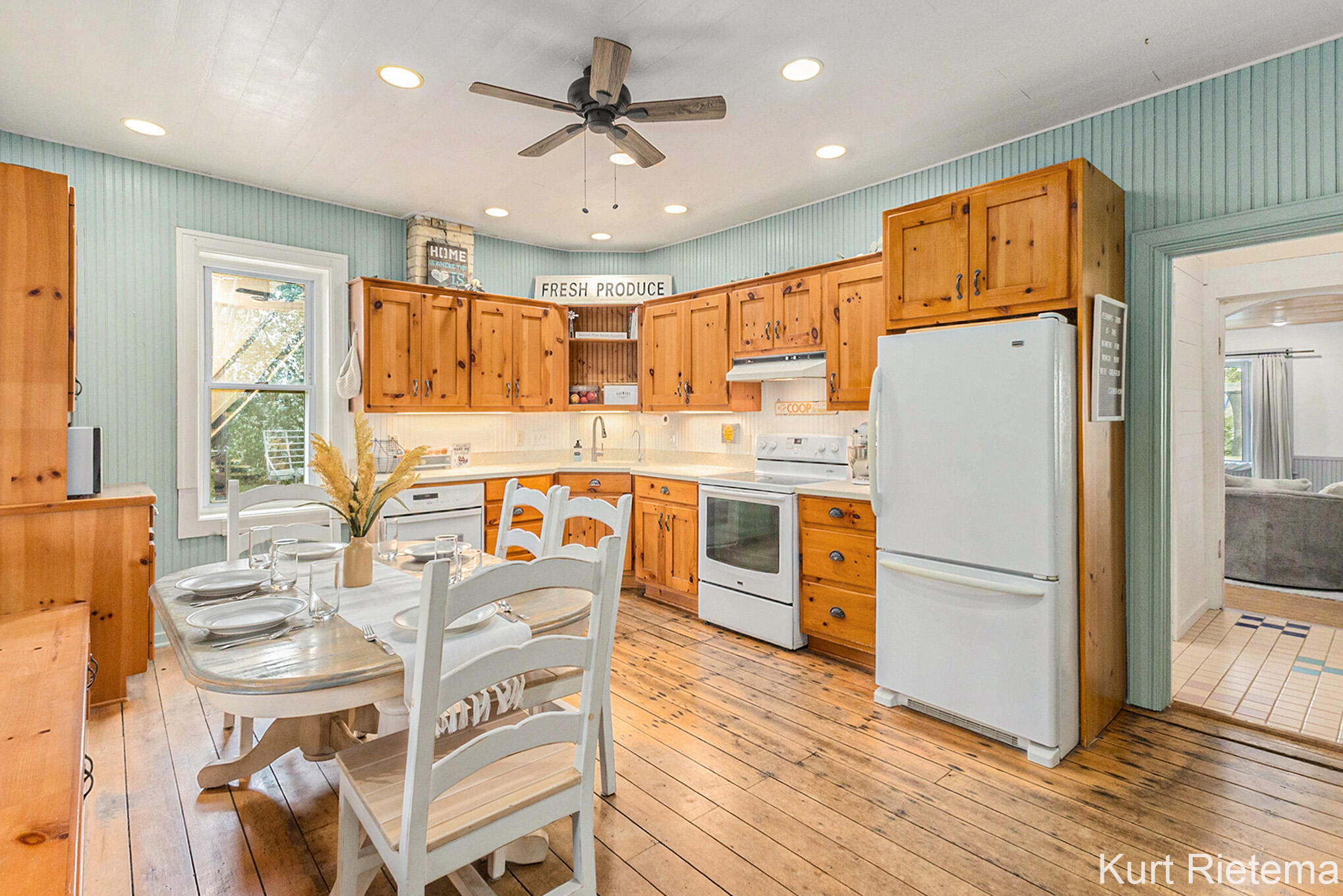 11593 Greenly Street Holland MI 49424