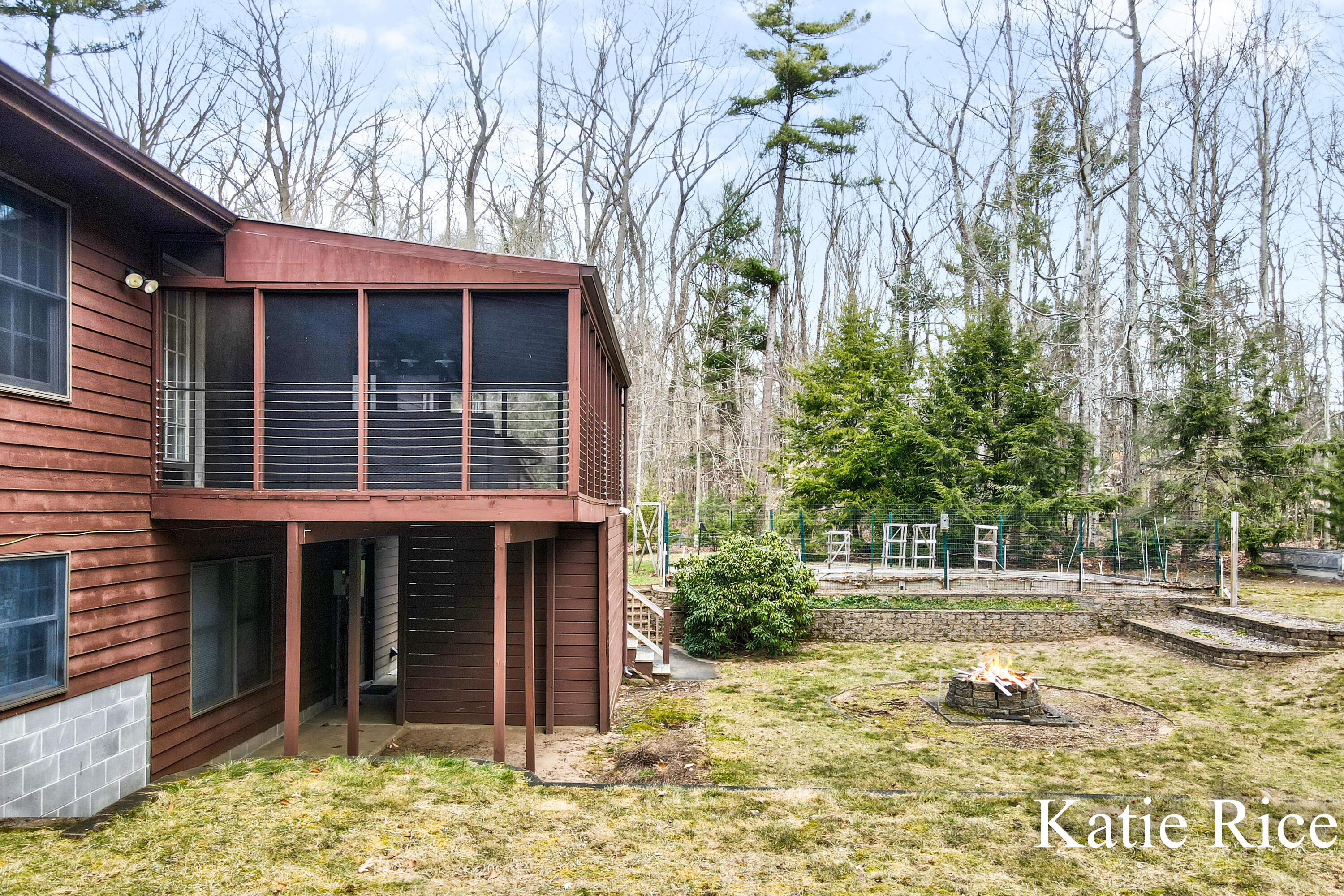 938 N Scenic Drive Muskegon MI 49445