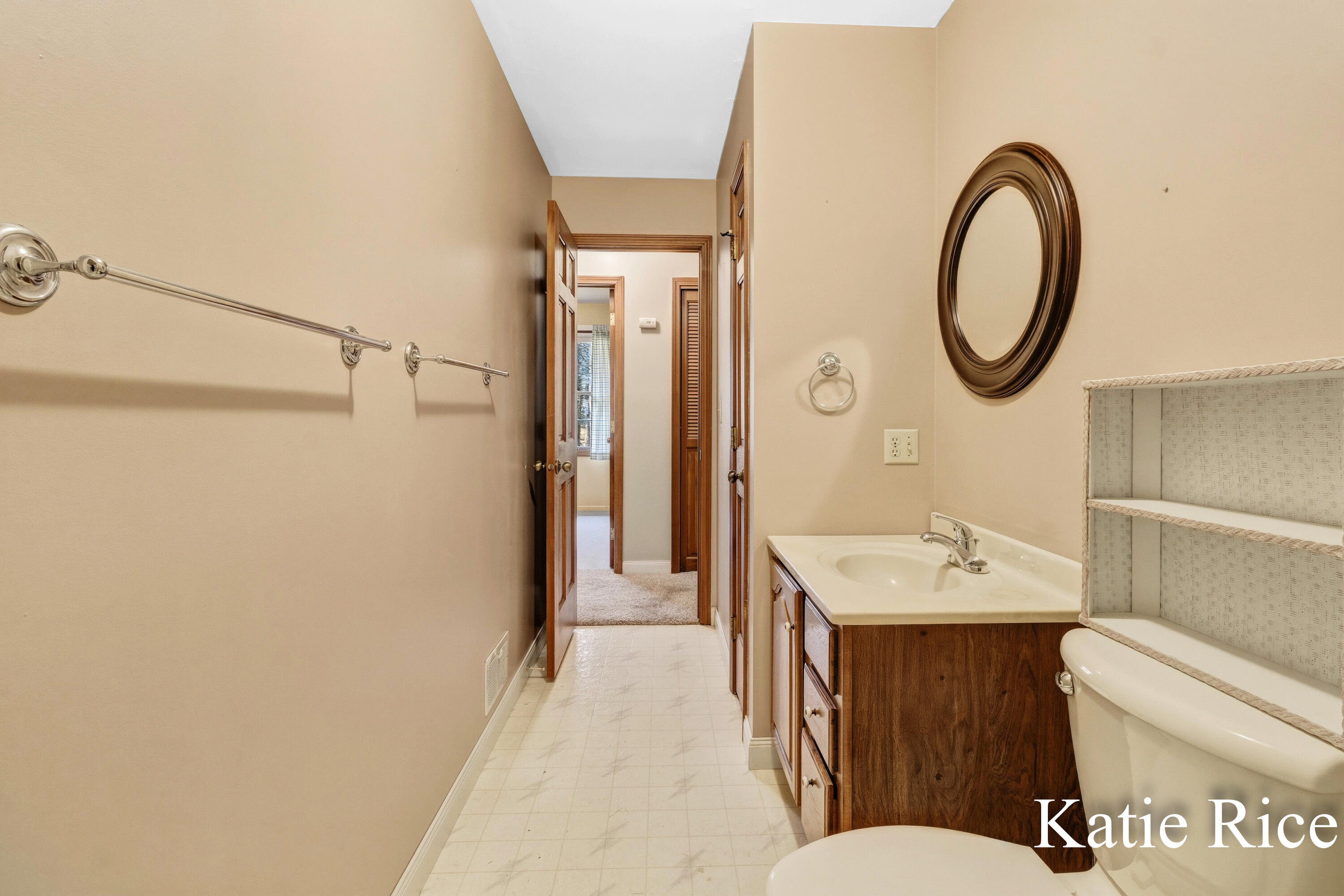 938 N Scenic Drive Muskegon MI 49445