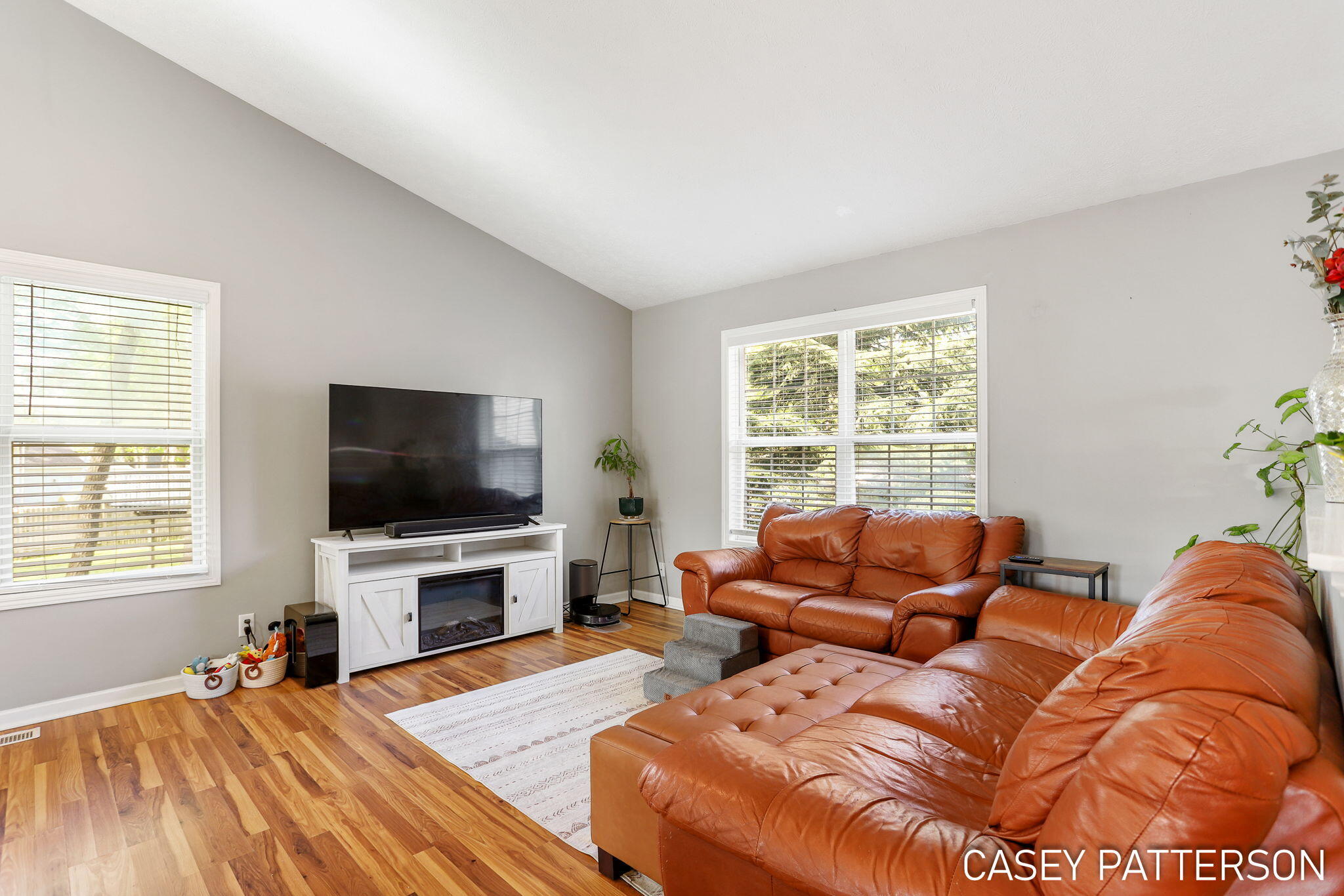 94 Elwood Court Holland MI 49424