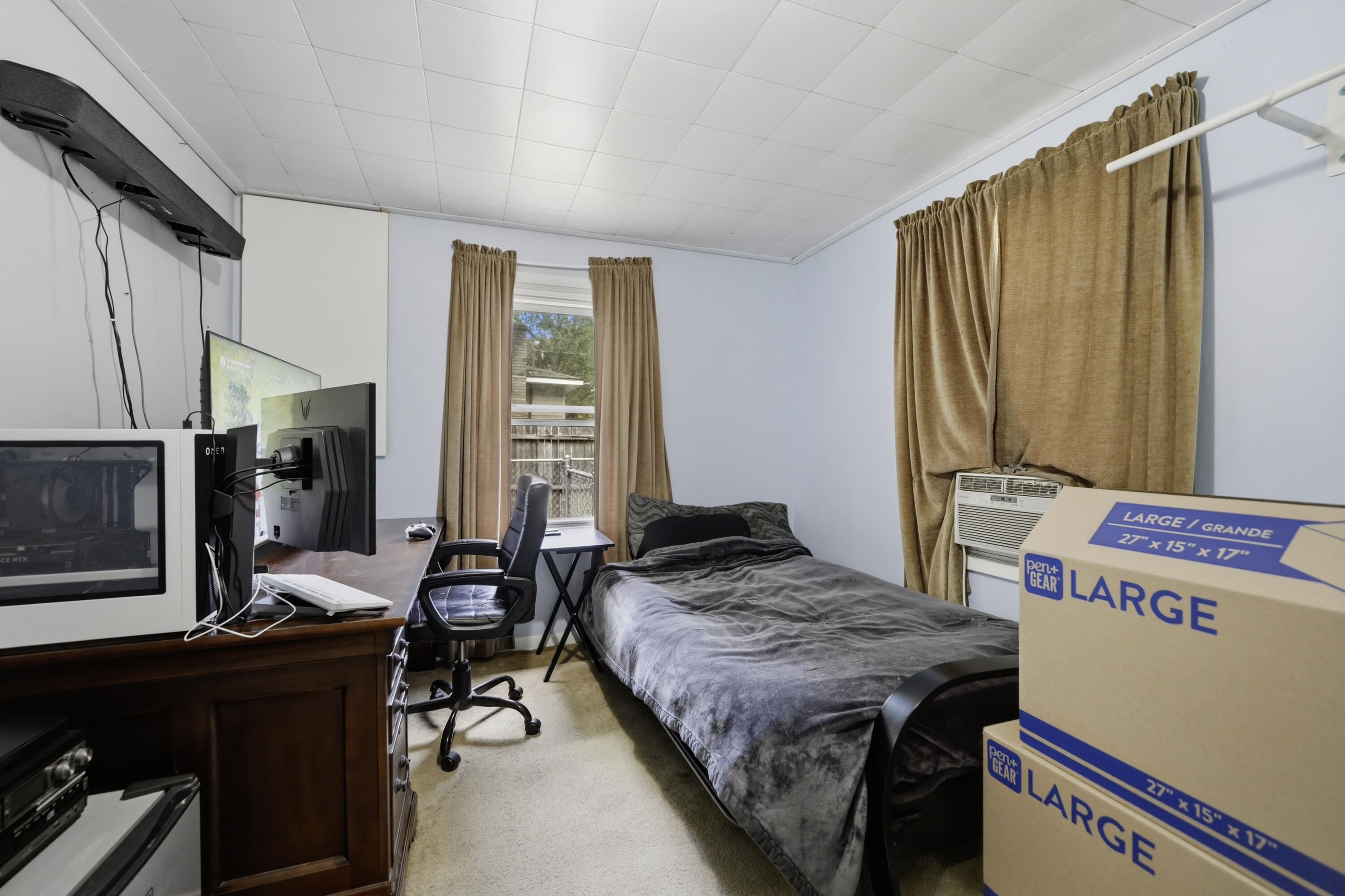 1481 Canterbury Avenue Muskegon MI 49444