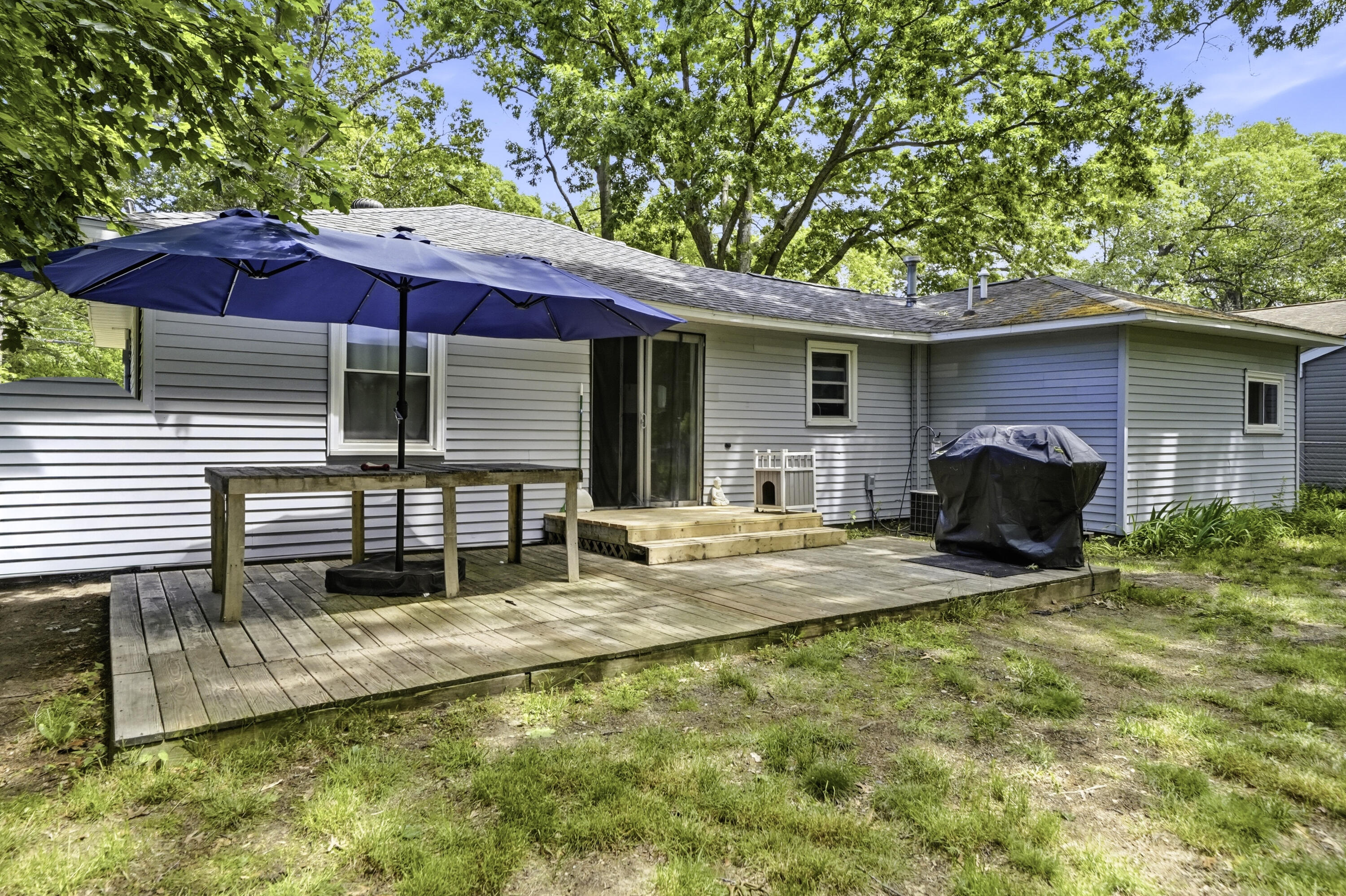 1481 Canterbury Avenue Muskegon MI 49444