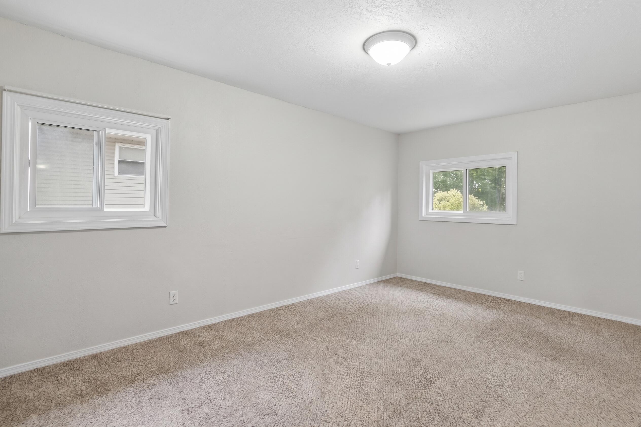 1481 Canterbury Avenue Muskegon MI 49444