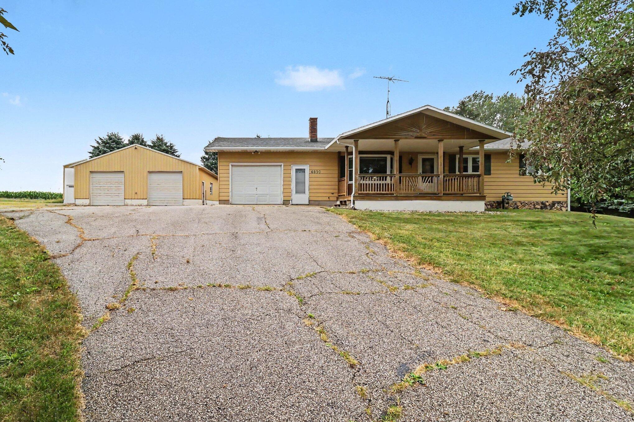 4890 W Kinney Road Ludington MI 49431