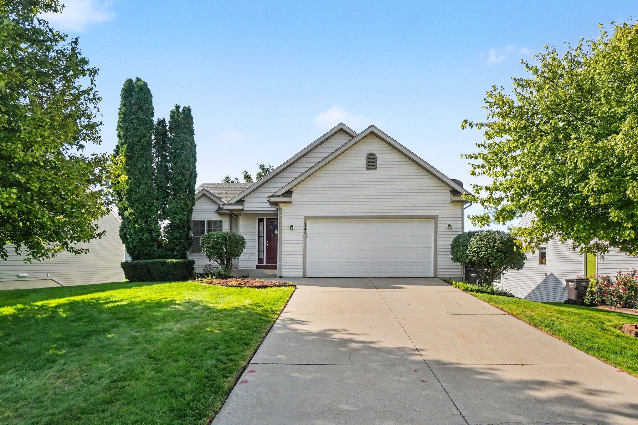 2985 Riley Ridge Road Holland MI 49424