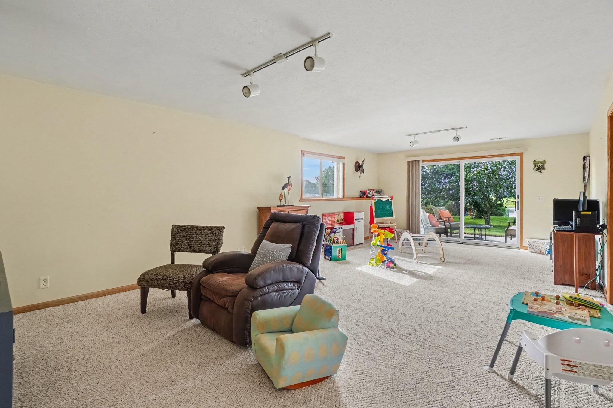2985 Riley Ridge Road Holland MI 49424