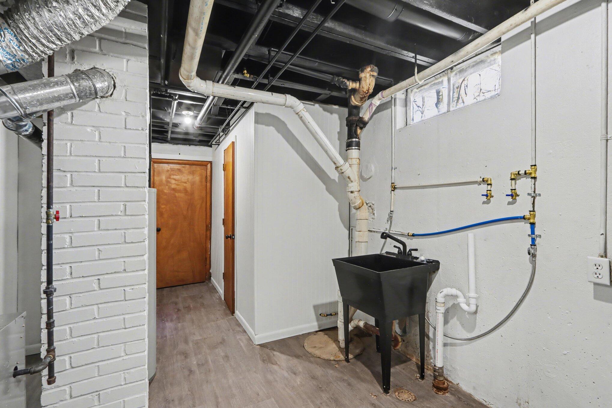 1332 Manor Street Kalamazoo MI 49006