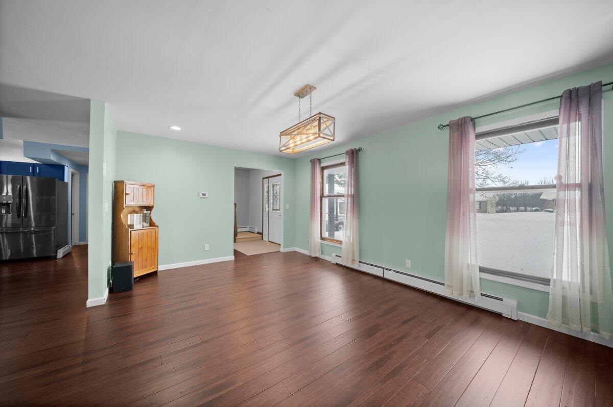 4154 Sand Creek Drive NW Grand Rapids MI 49544