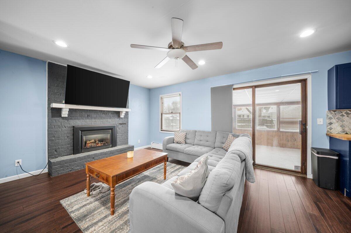 4154 Sand Creek Drive NW Grand Rapids MI 49544
