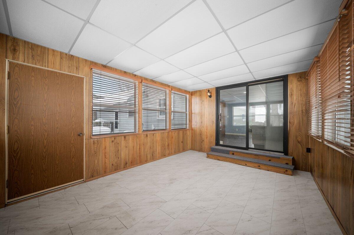 4154 Sand Creek Drive NW Grand Rapids MI 49544